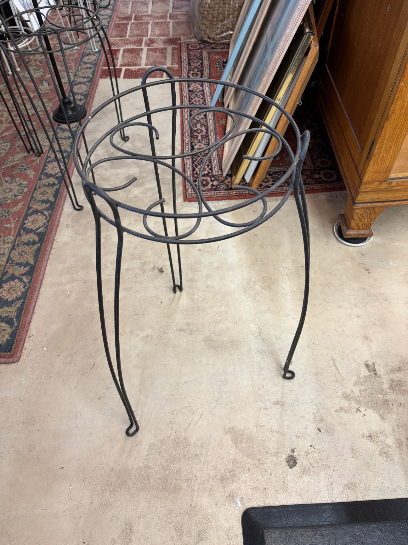 Black Metal Plant Stand