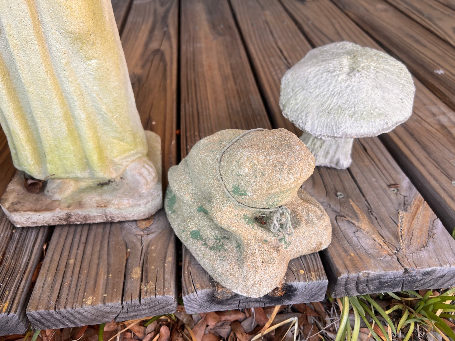 Small Concrete Frog Statue