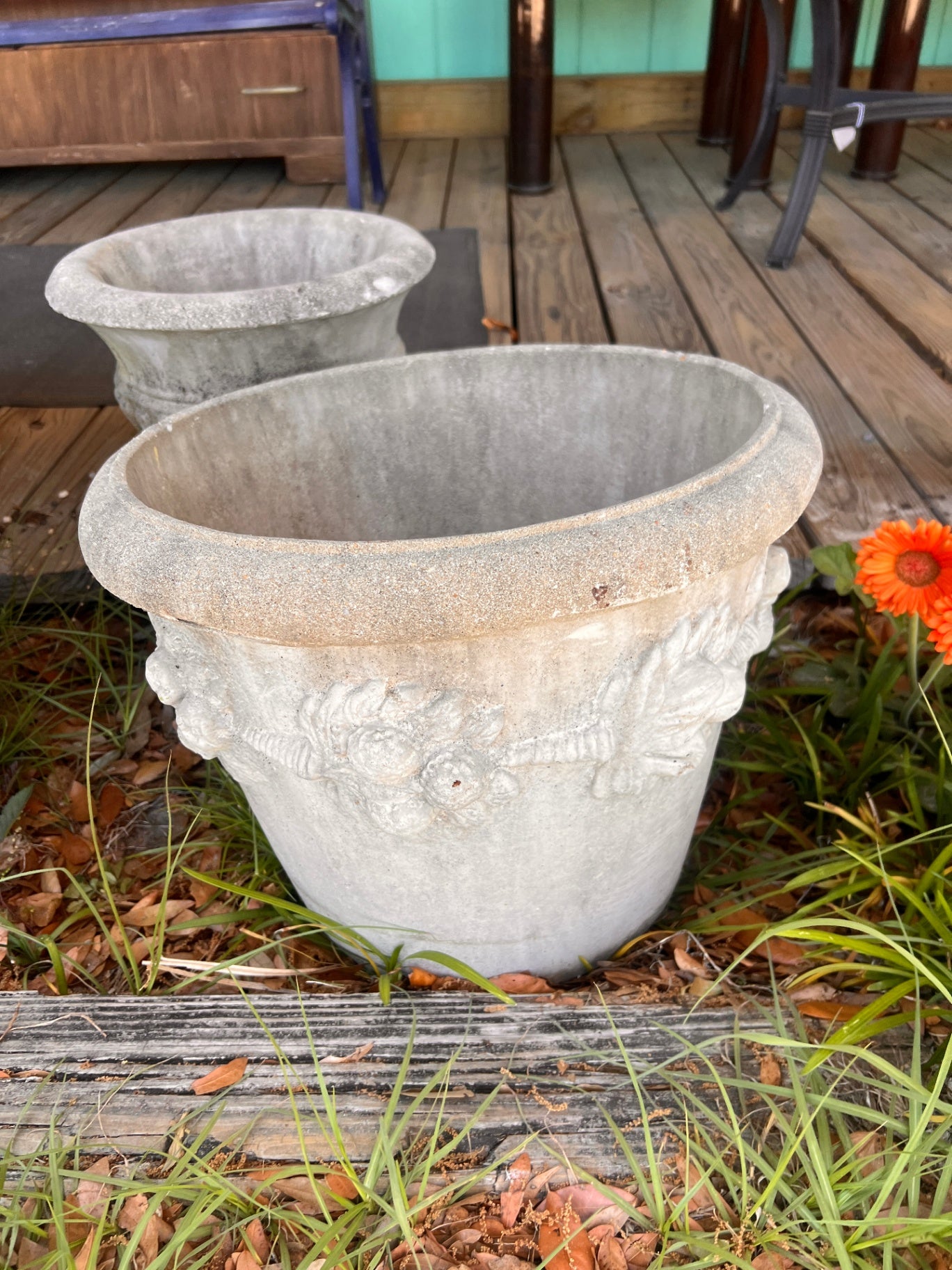 Medium Concrete Planter