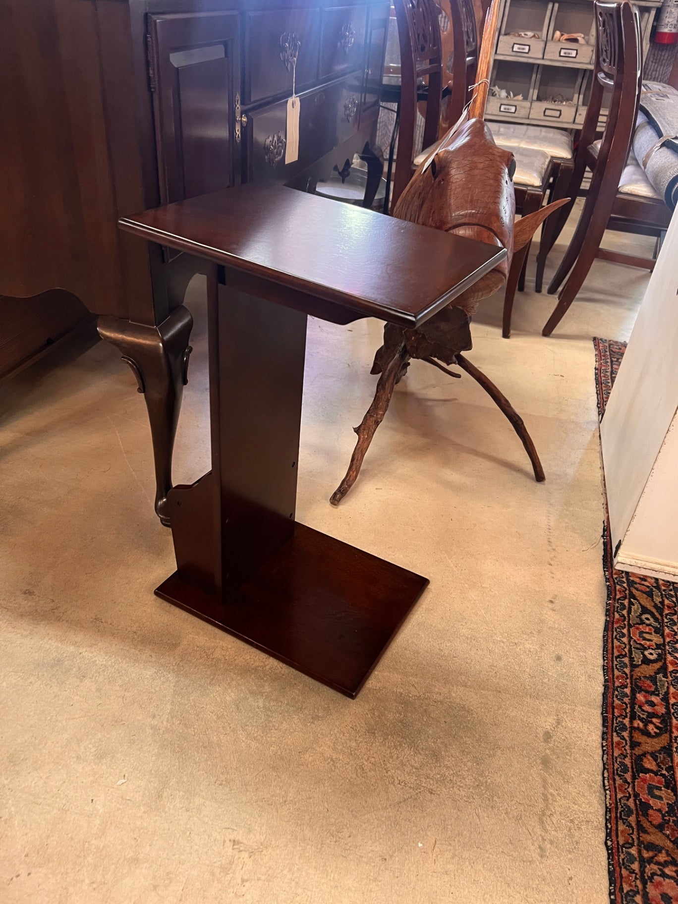 C Type End Table