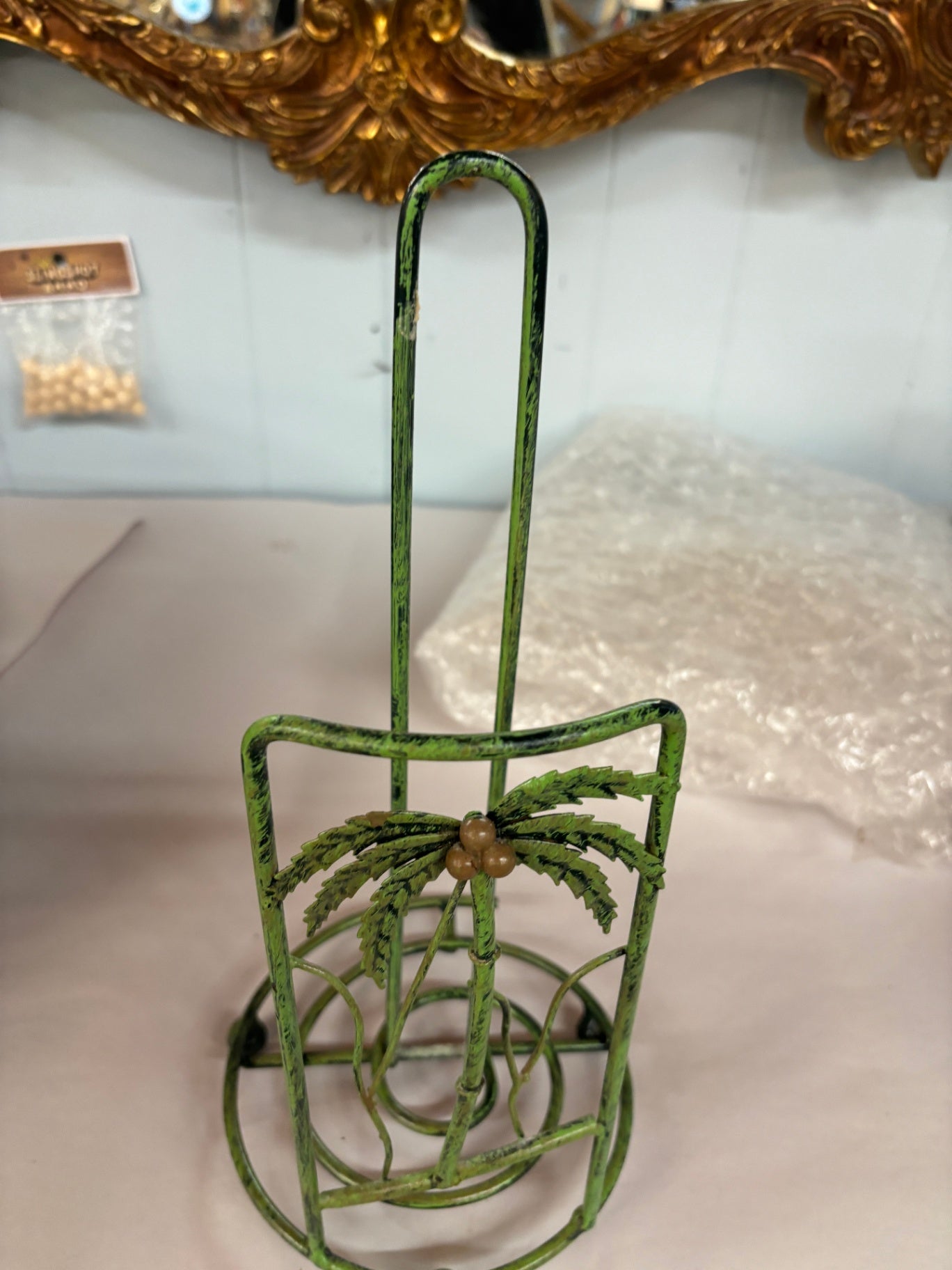  Metal Paper Towel Holder