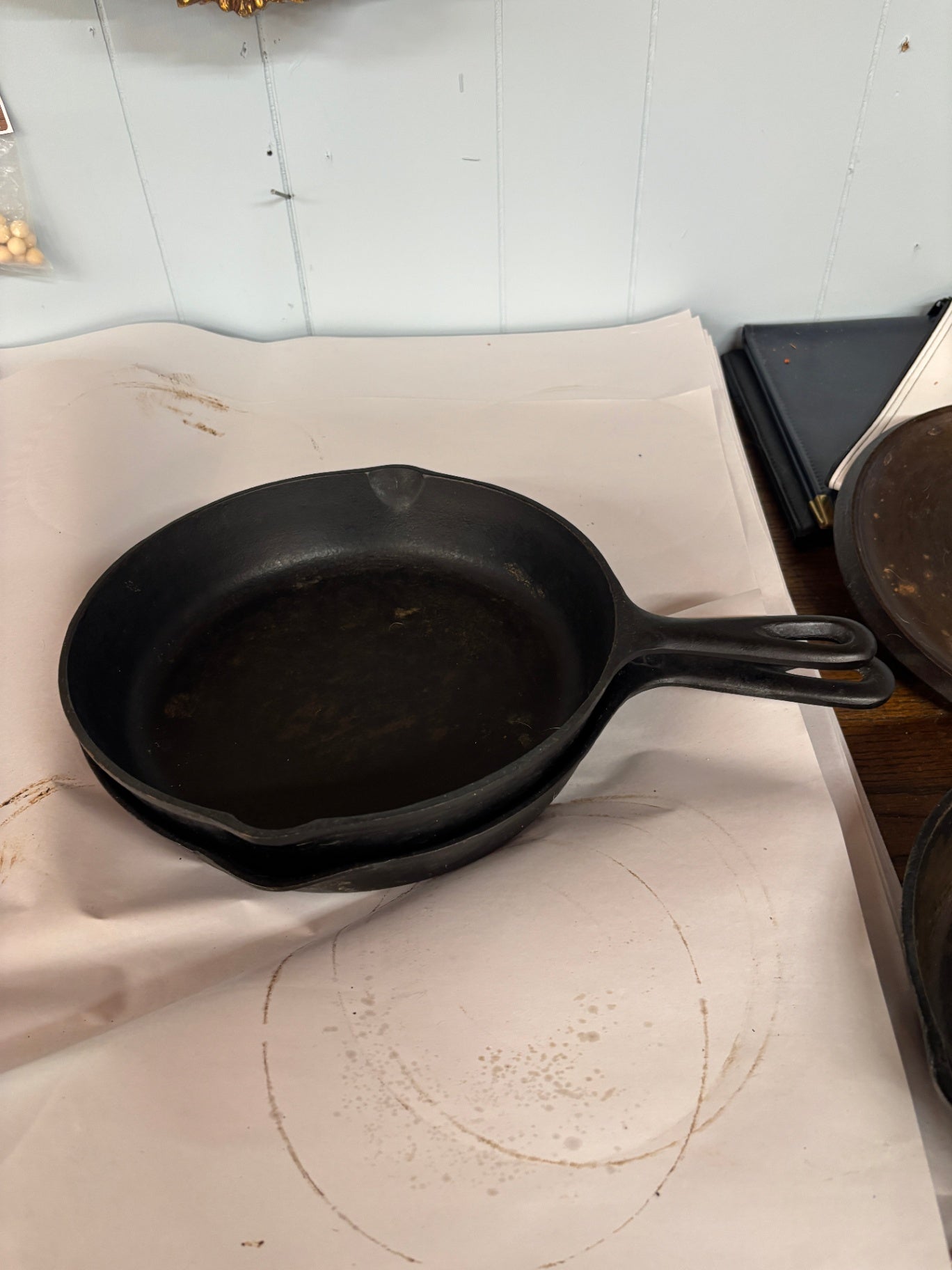 Cast Iron Skillet 10 Inch