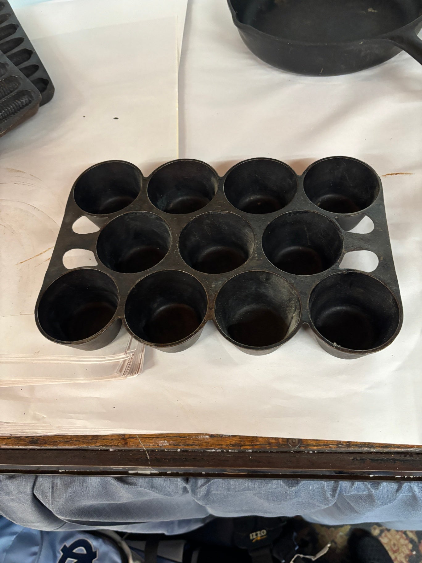  "ERIE" No. 10 Cast Iron Popover Panr