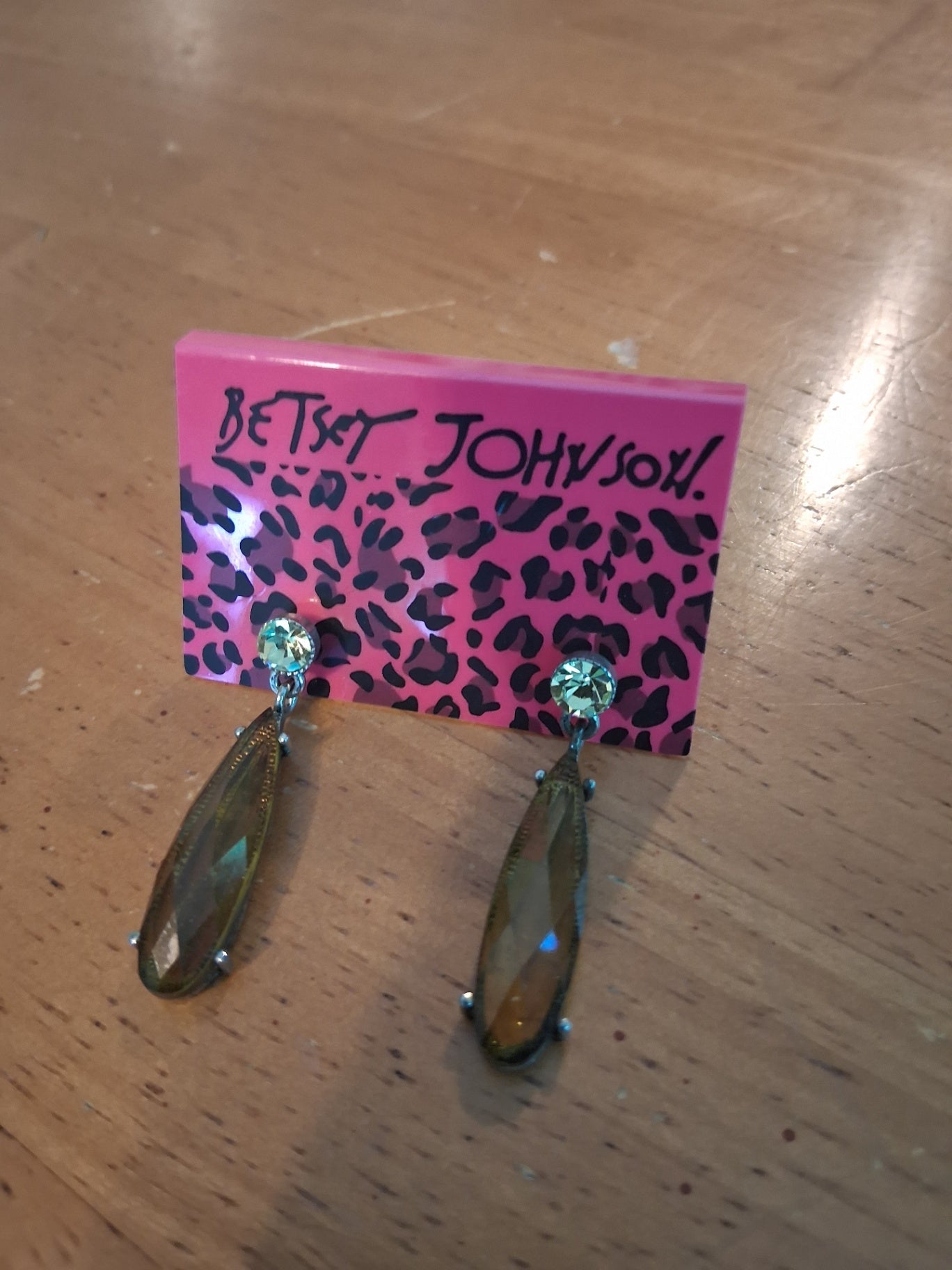 Earrings dsc 