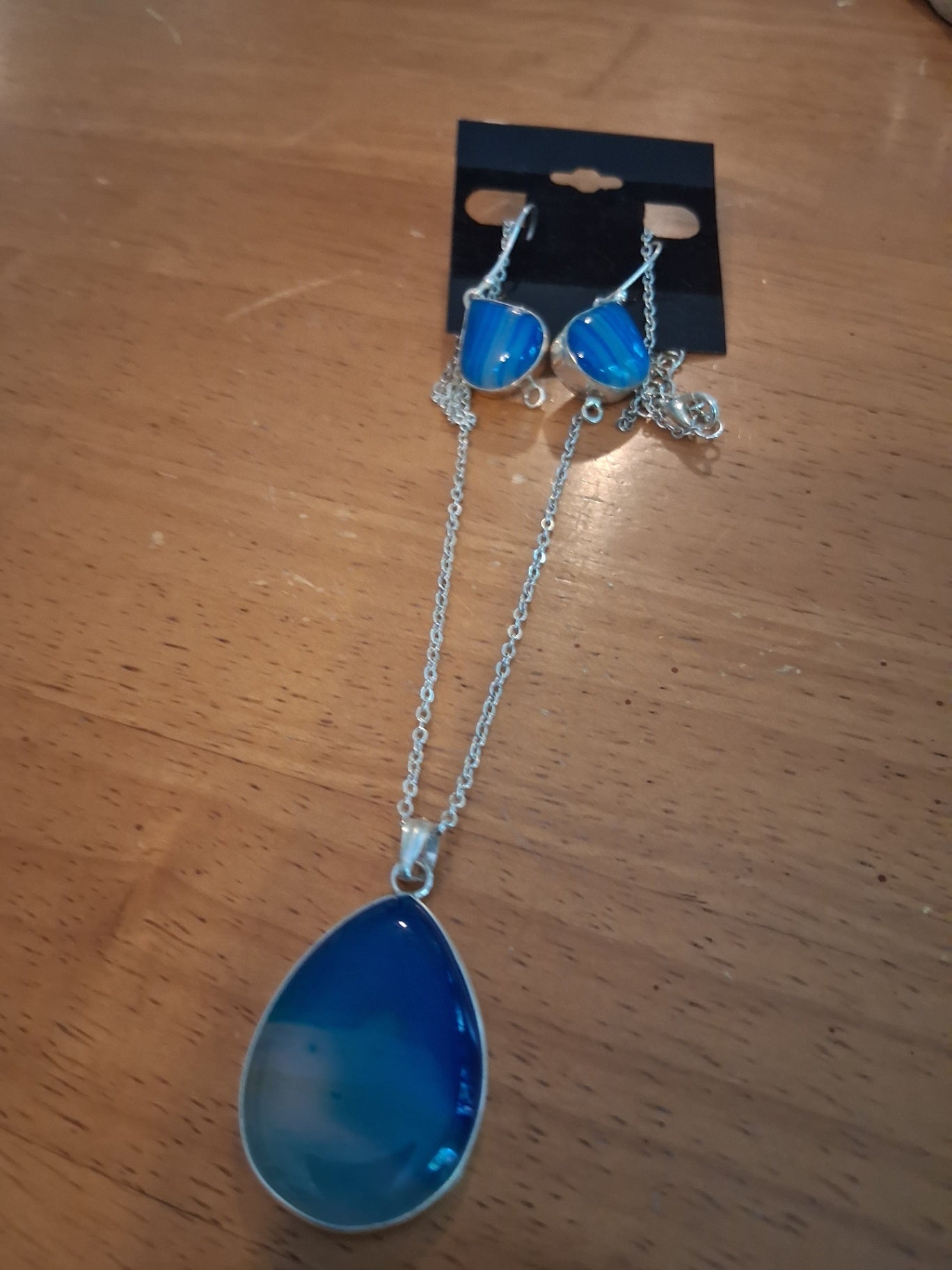 Necklace n earrings botswana dsc