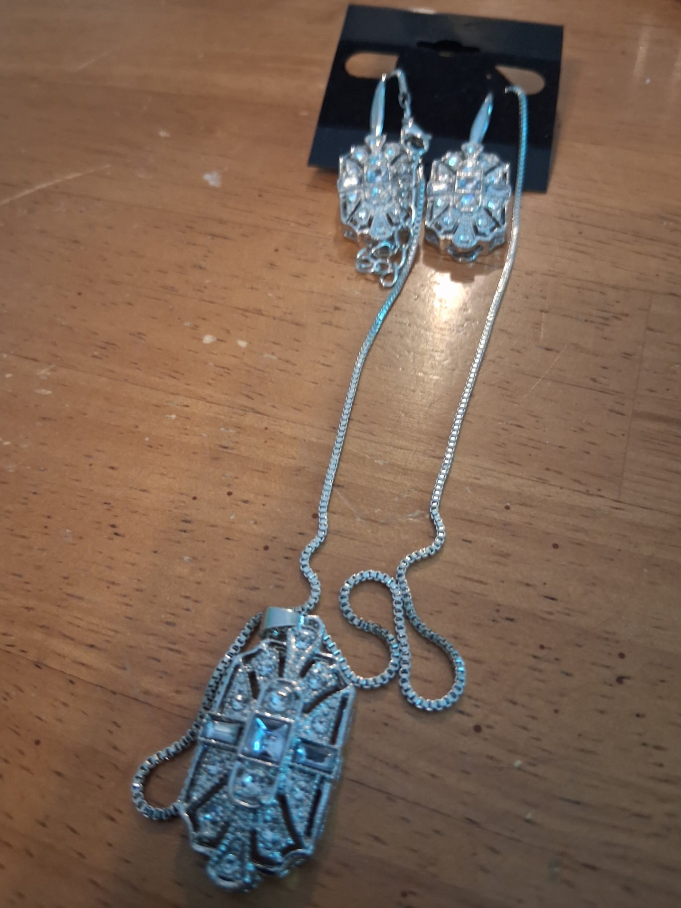 Necklace n earrings crystal dsc