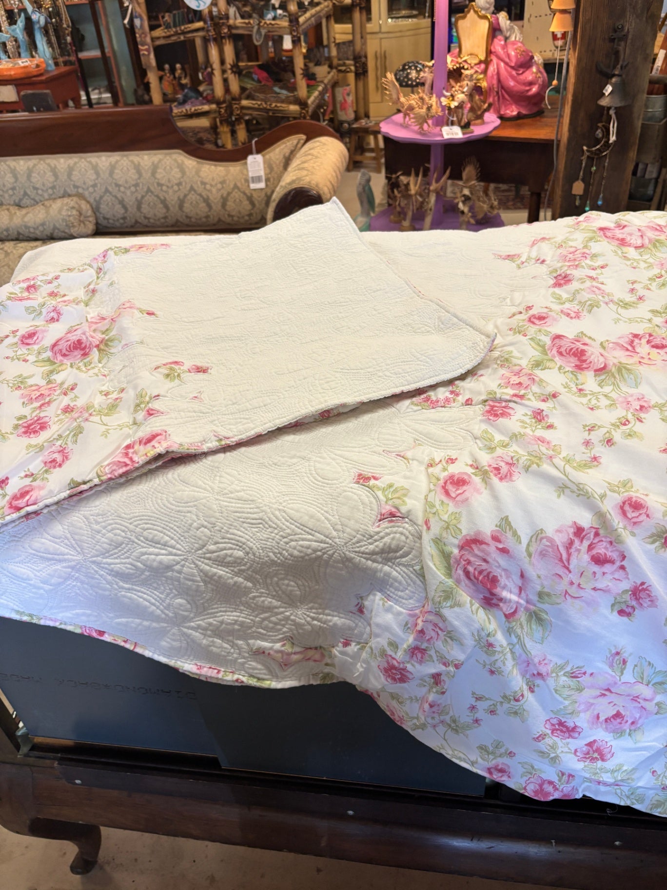 Bed Spread And  Pillow Shams 96x102