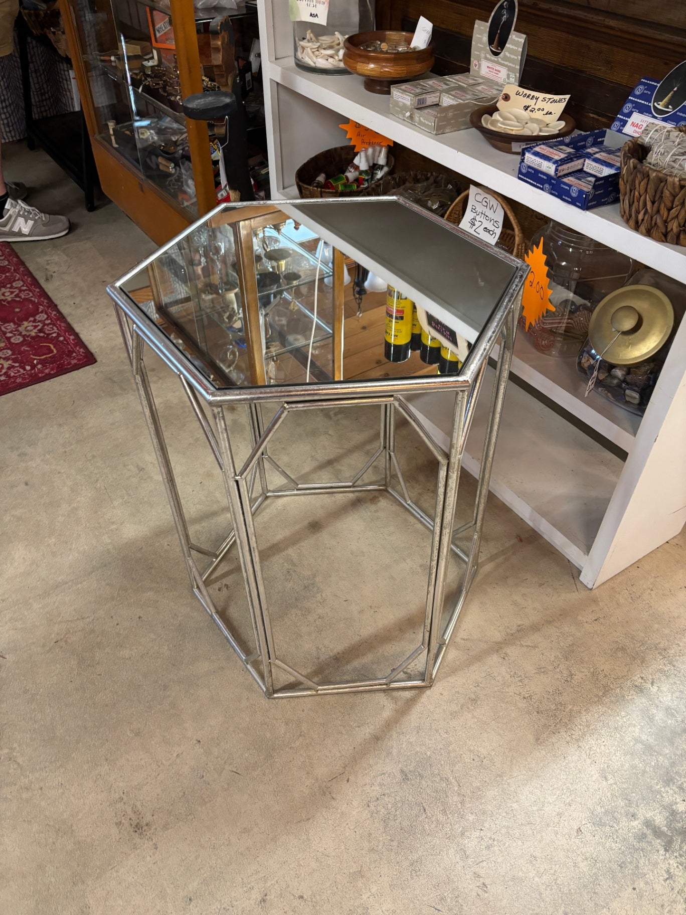 Round Table Mirrored Top