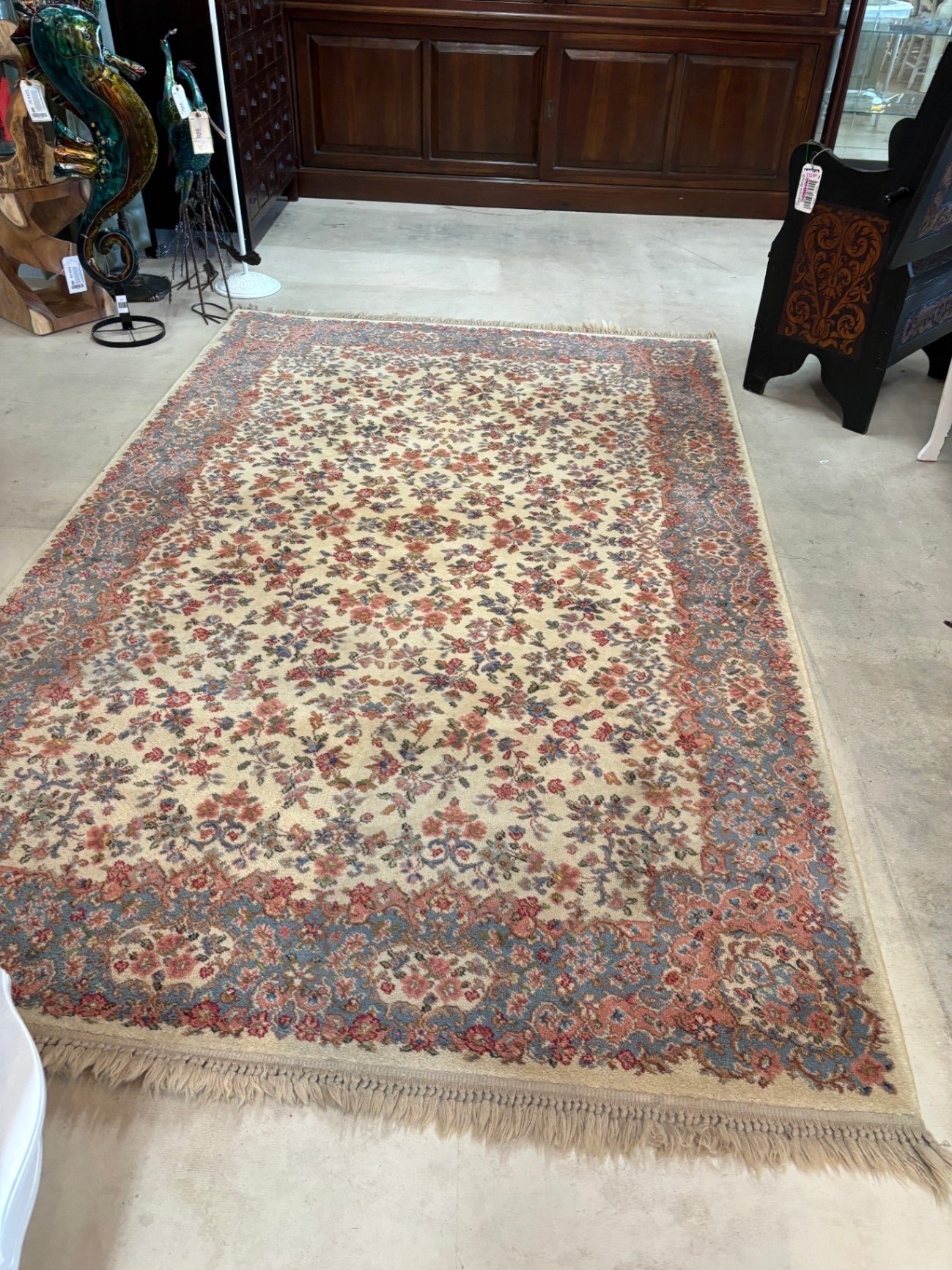 Karastan "Ivory Kirman" rug  6 x 9 Ft