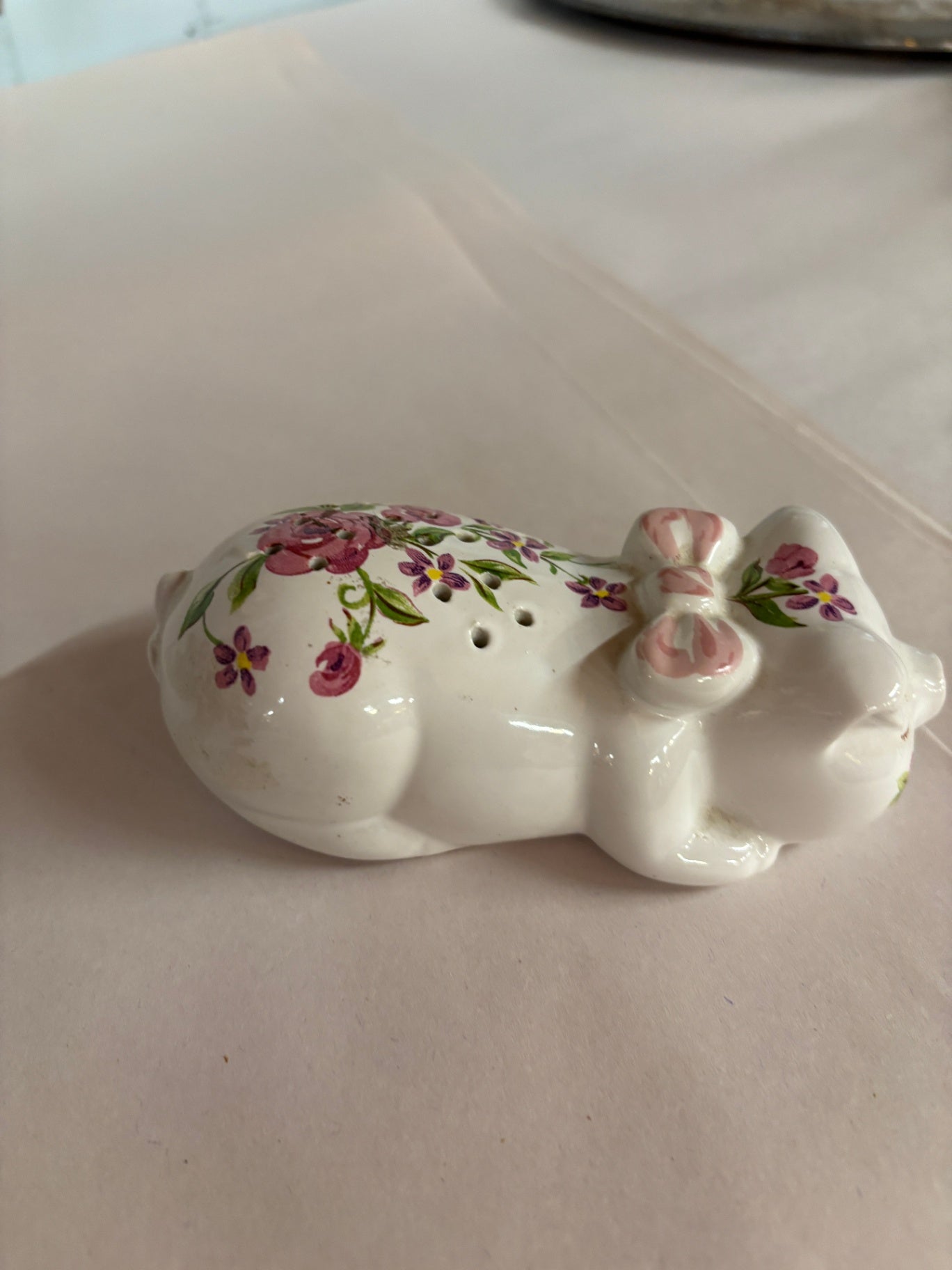  Avon Ceramarte Brazil Floral Pig Ceramic Potpourri Shaker