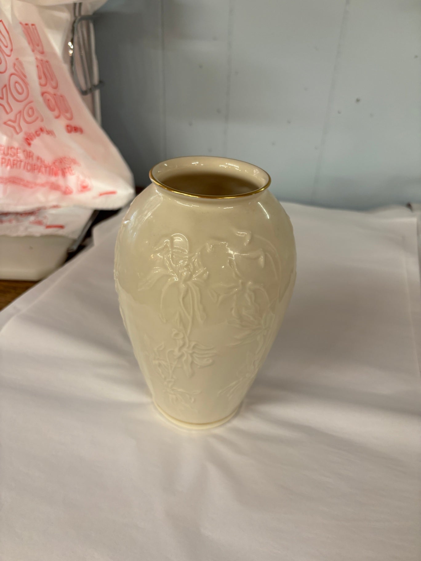 Vintage Lenox Masterpiece Collection Ivory Porcelain Vase 