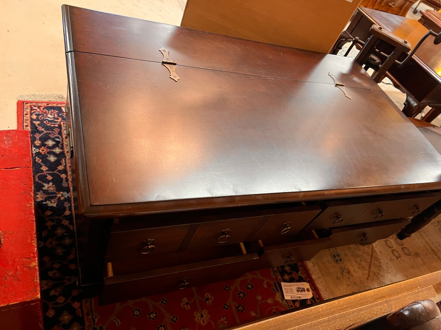 Large Solid Wood Coffee Table with Storage Drawers and Throw Stow