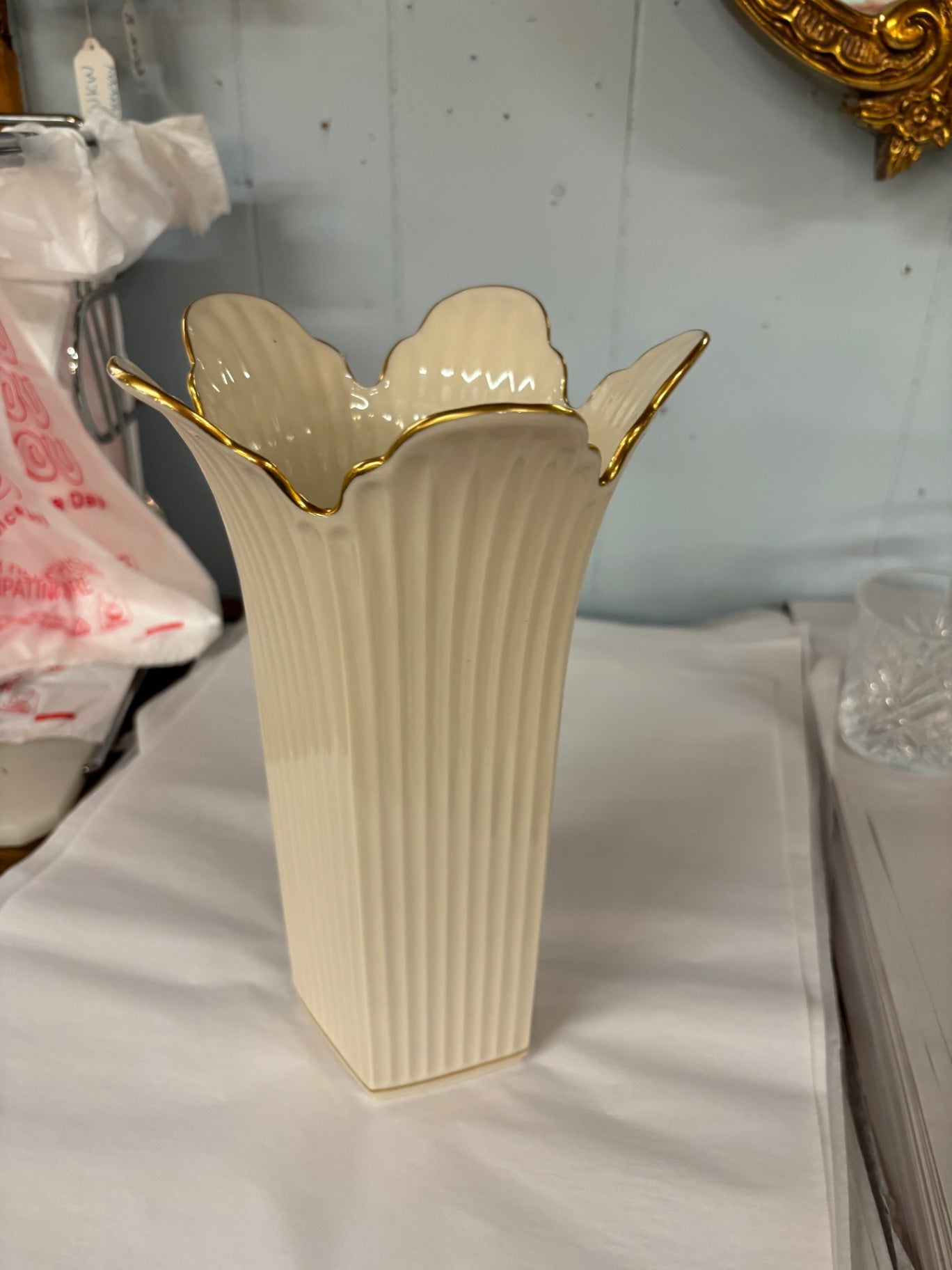 Lenox Meridian Collection Ivory Ceramic Vase