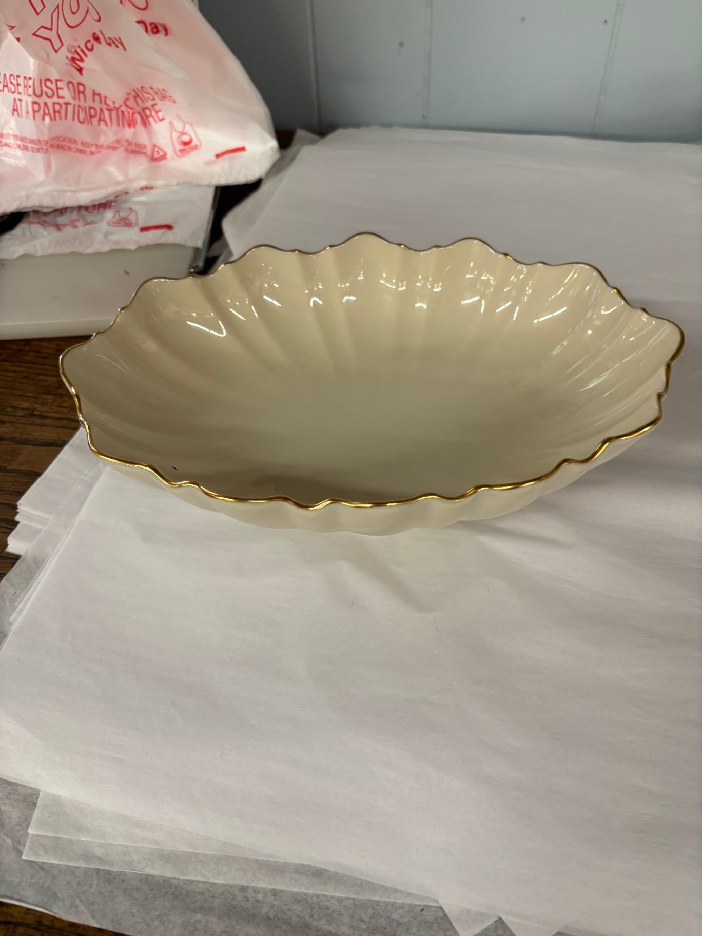  Lenox Symphony Ivory Porcelain Centerpiece Bowl