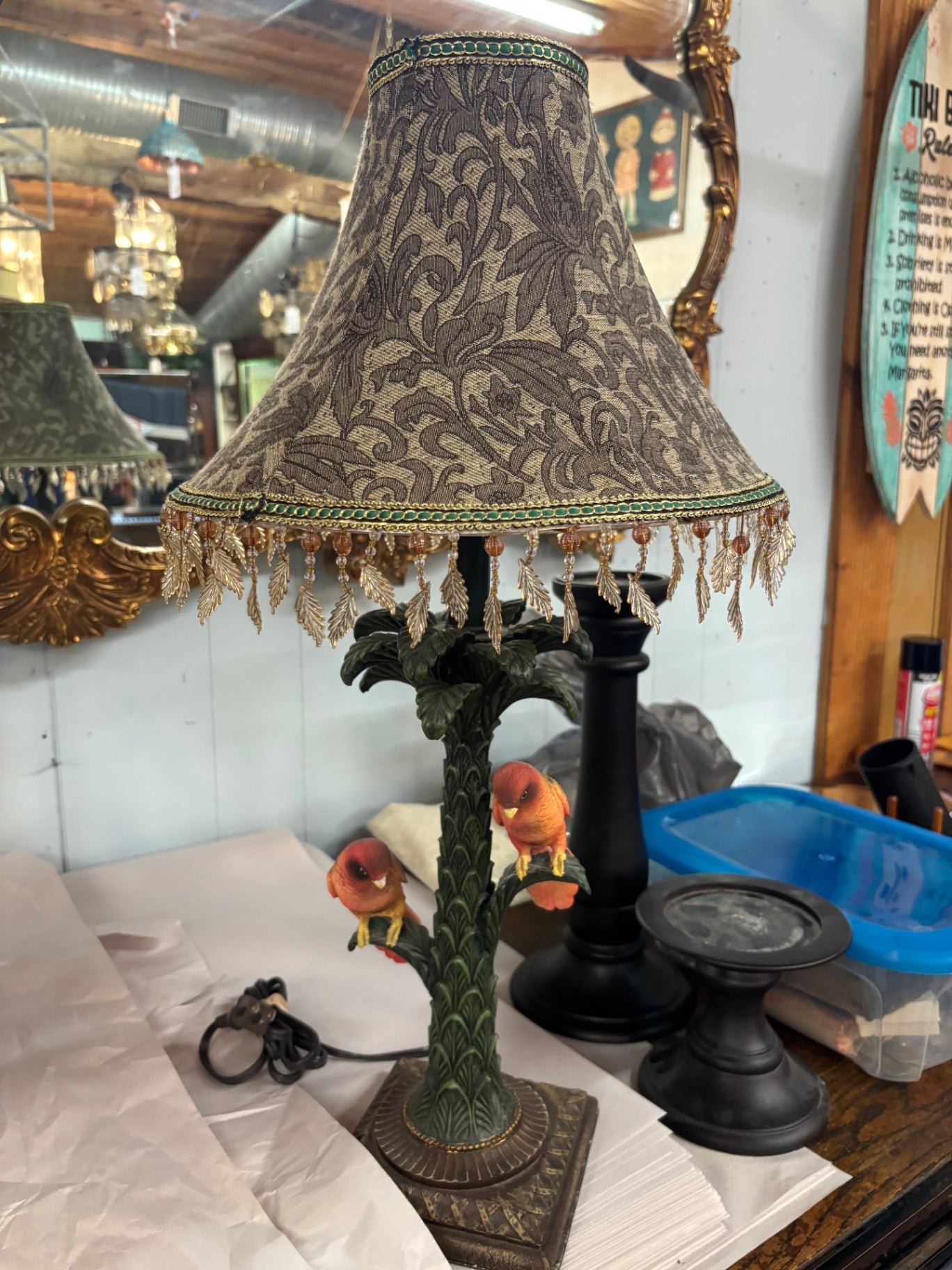 Table Lamp With Parrots