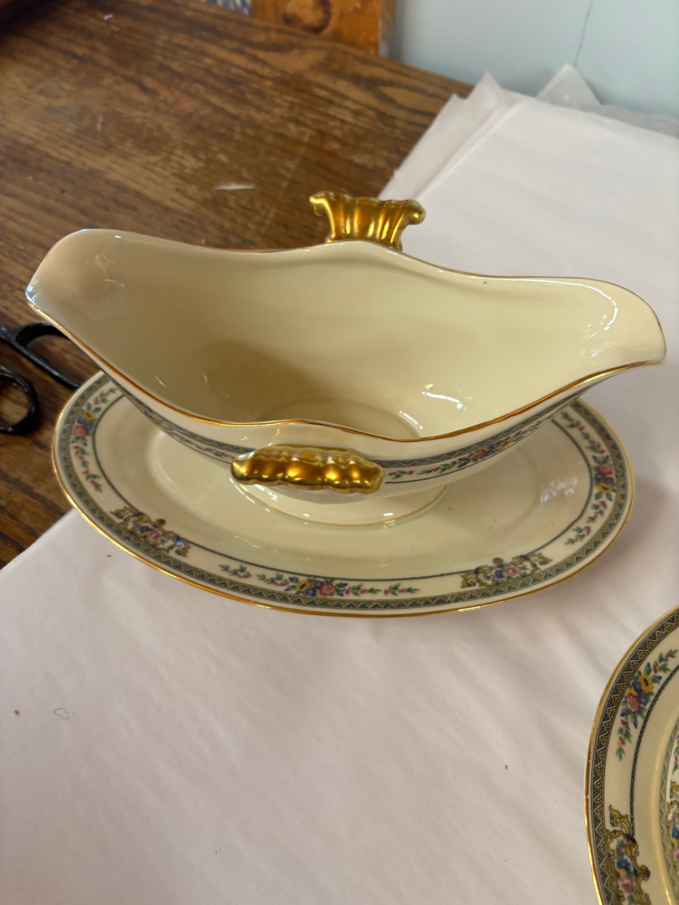  Gravy Boat in the Carinthia Pattern