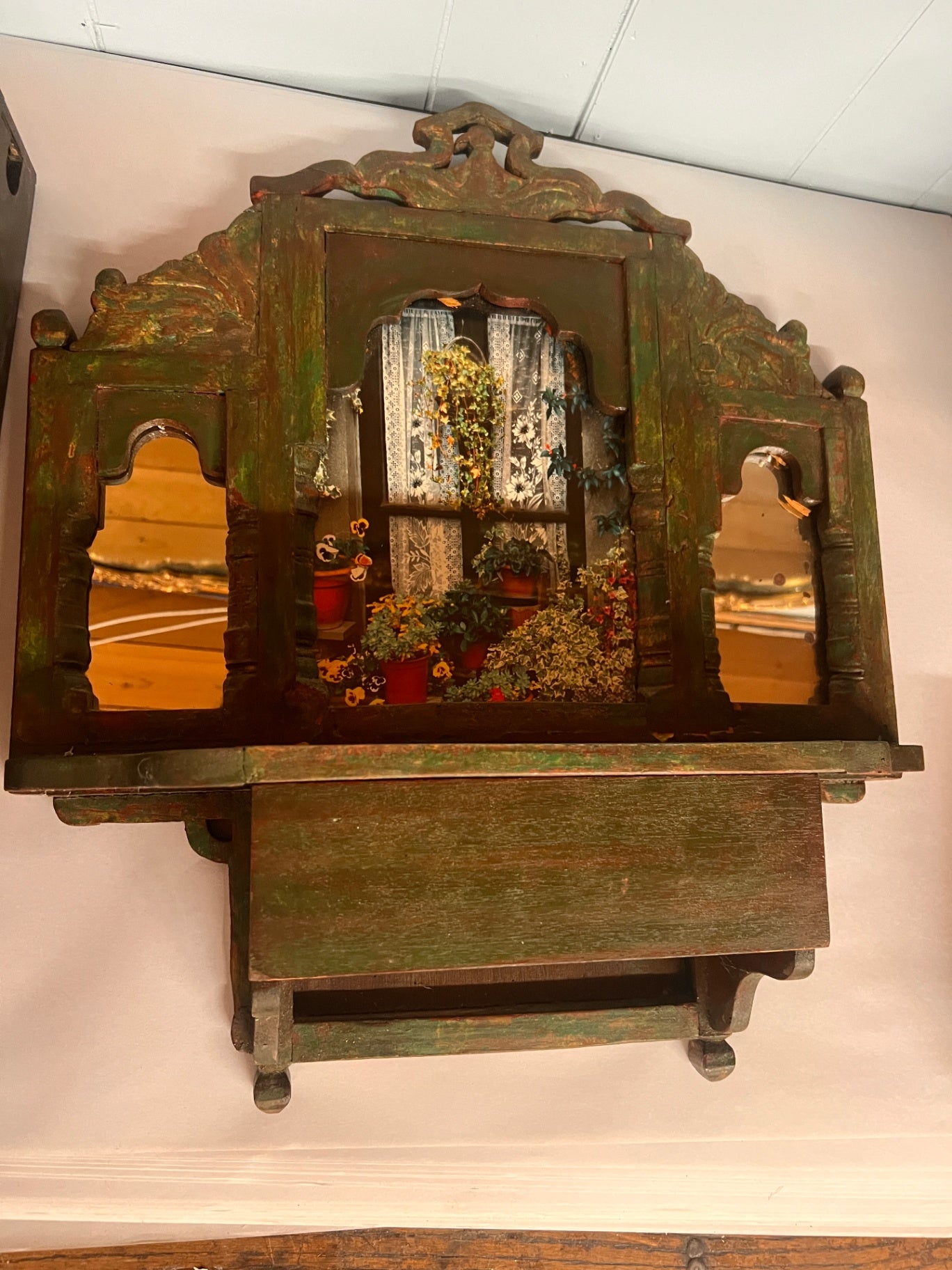 Vintage Hand-Carved Indian Wall Mirror with Distressed Painted Finish – Anglo Indian Mughal Style