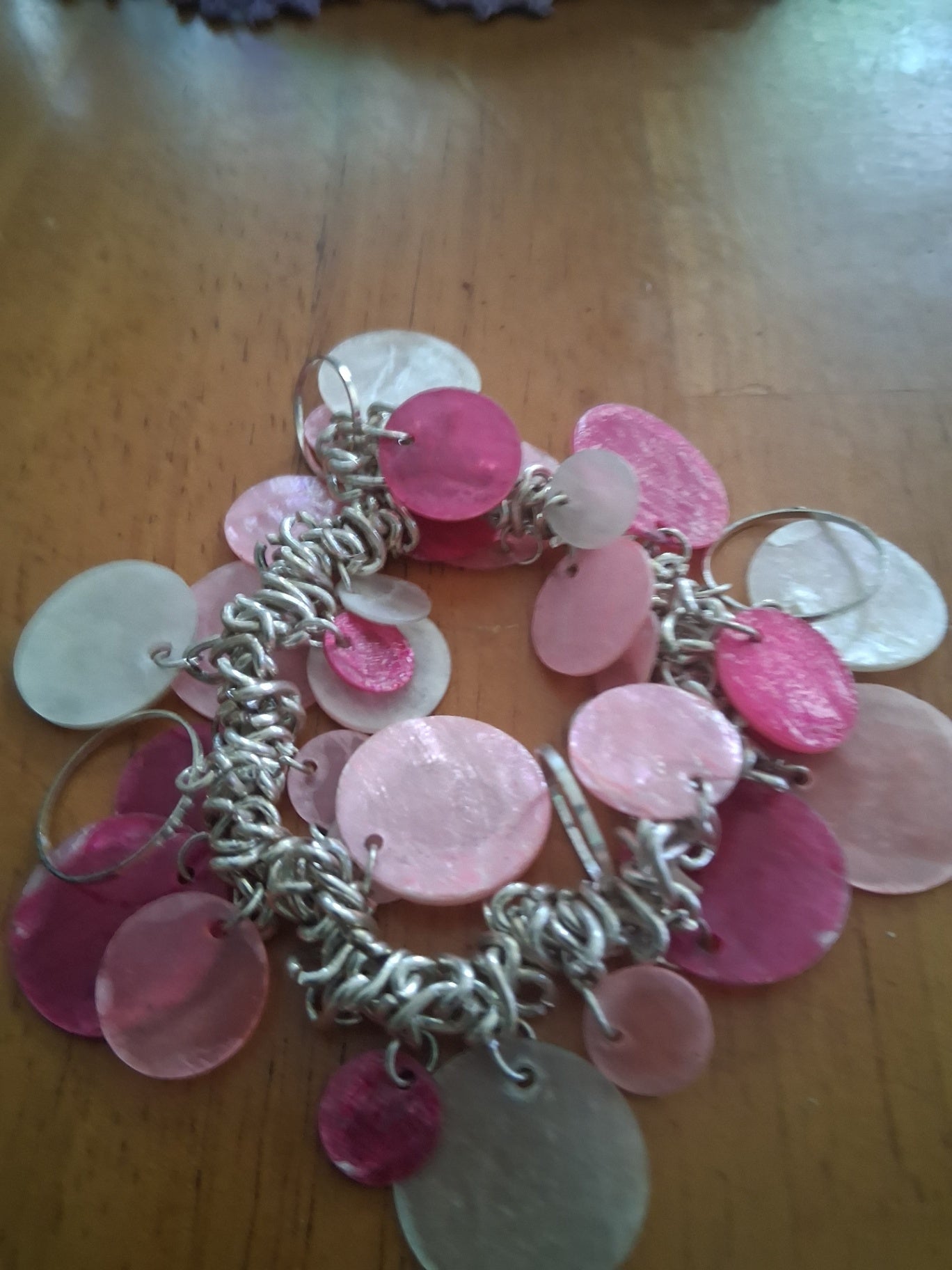 Bracelet pink dsc 
