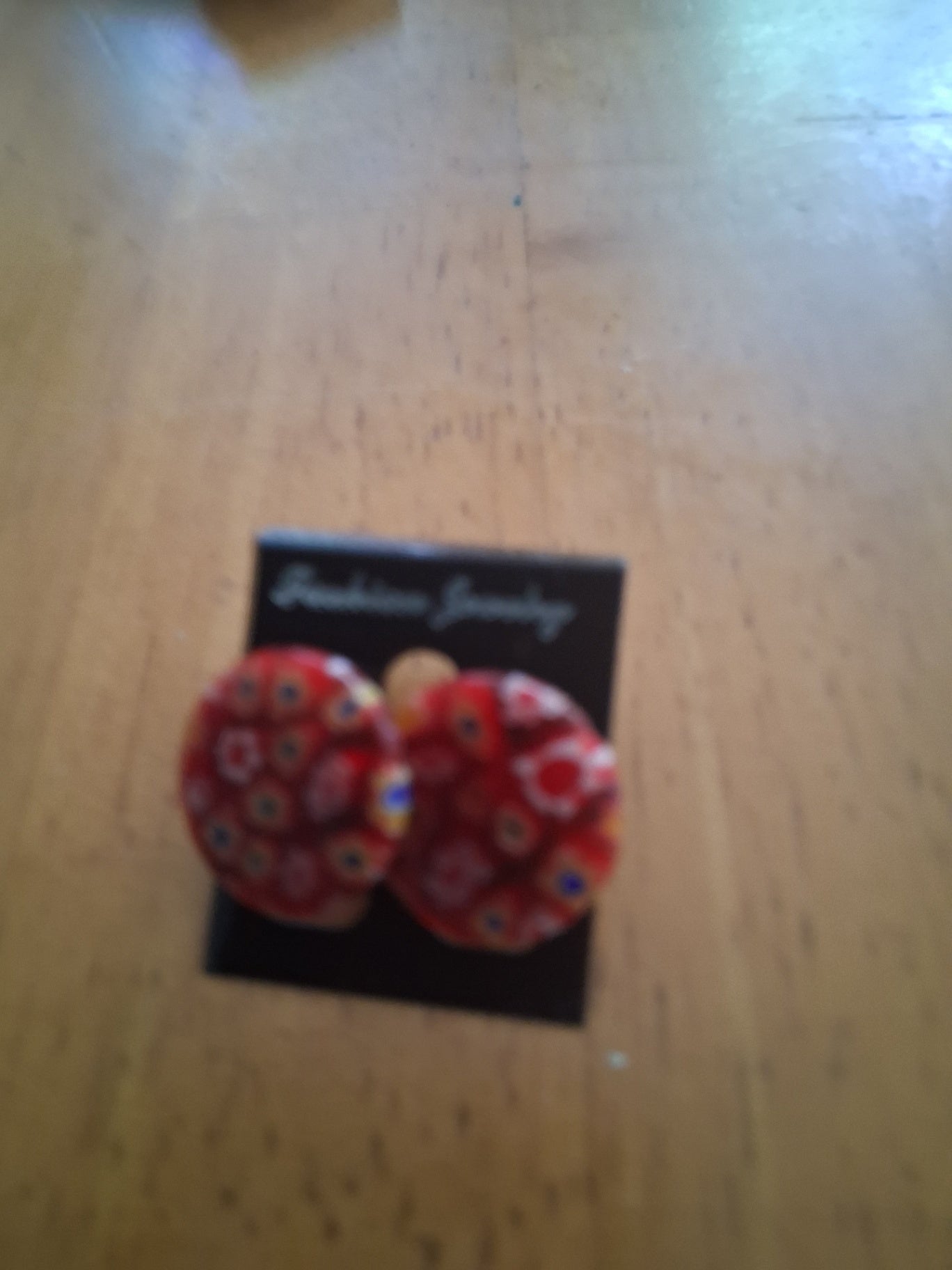 Earrings red dsc 