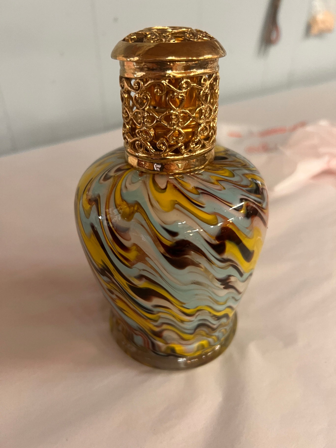 Murano Style Vintage Art Glass Perfume Bottle / Fragrance Lamp with Gold Filigree Cap