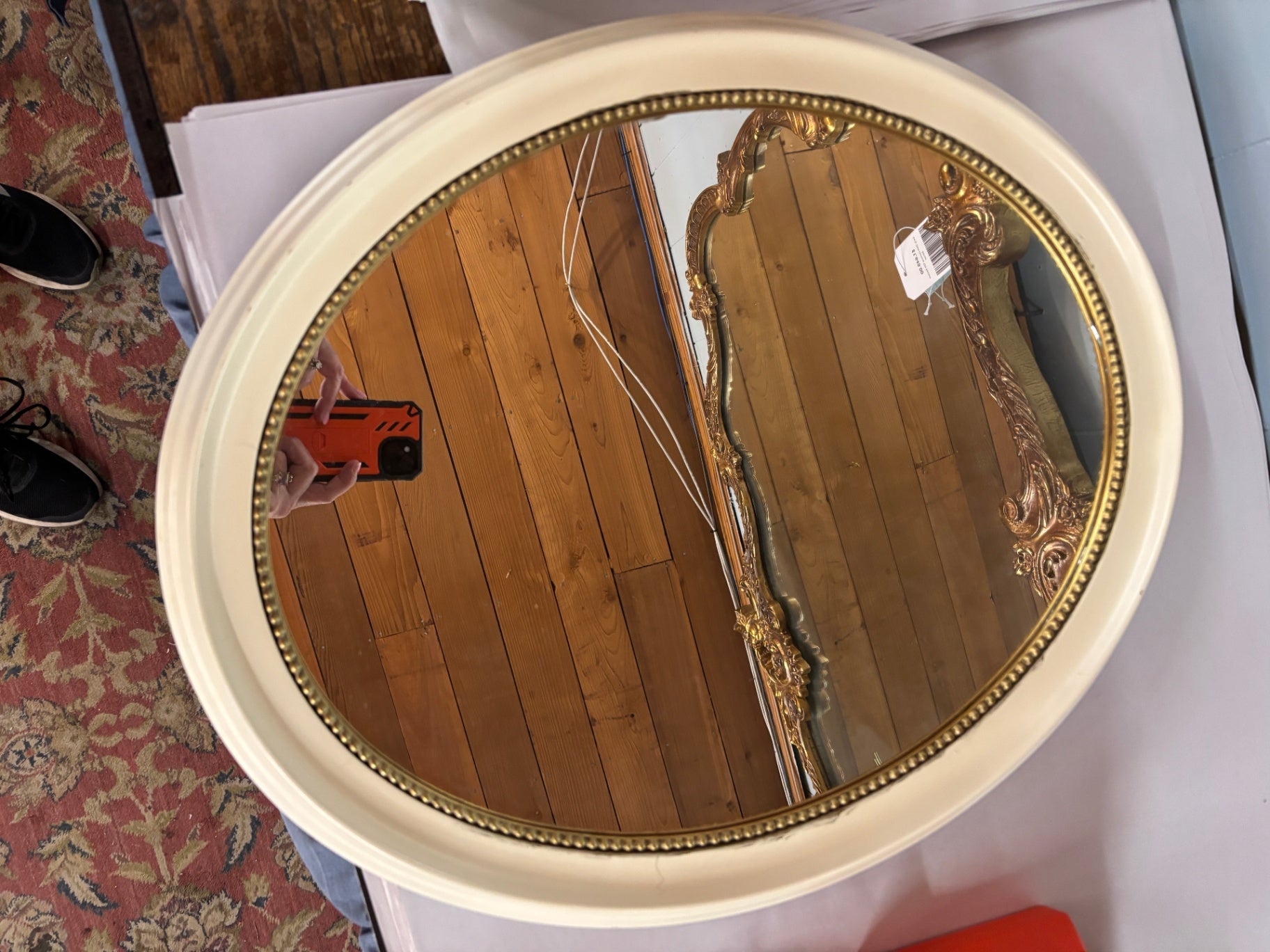 Vintage Round Wall Mirror with Brass Beaded Trim – Hollywood Regency Style