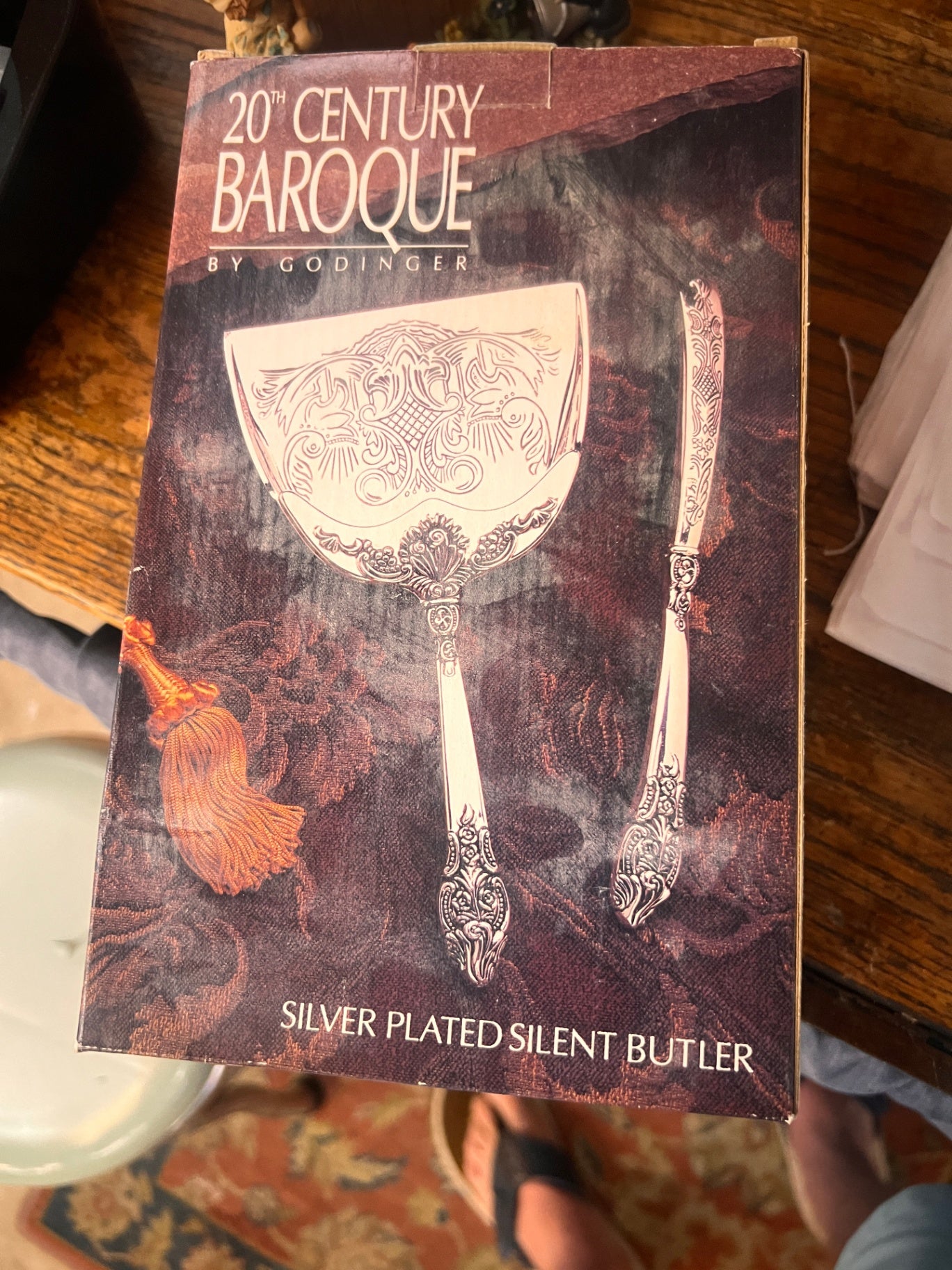 20th Century Baroque by Godinger Silent Butler Set