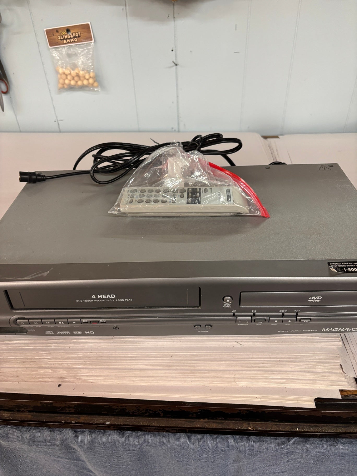  Magnavox  4-head DVD/VCR combination player.