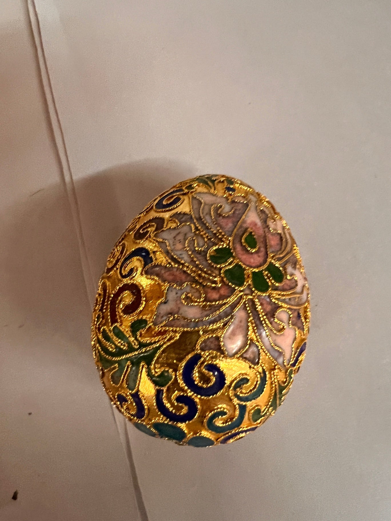 VINTAGE CLOISONNE MULTI-COLOR ENAMALED 2" EASTER EGG