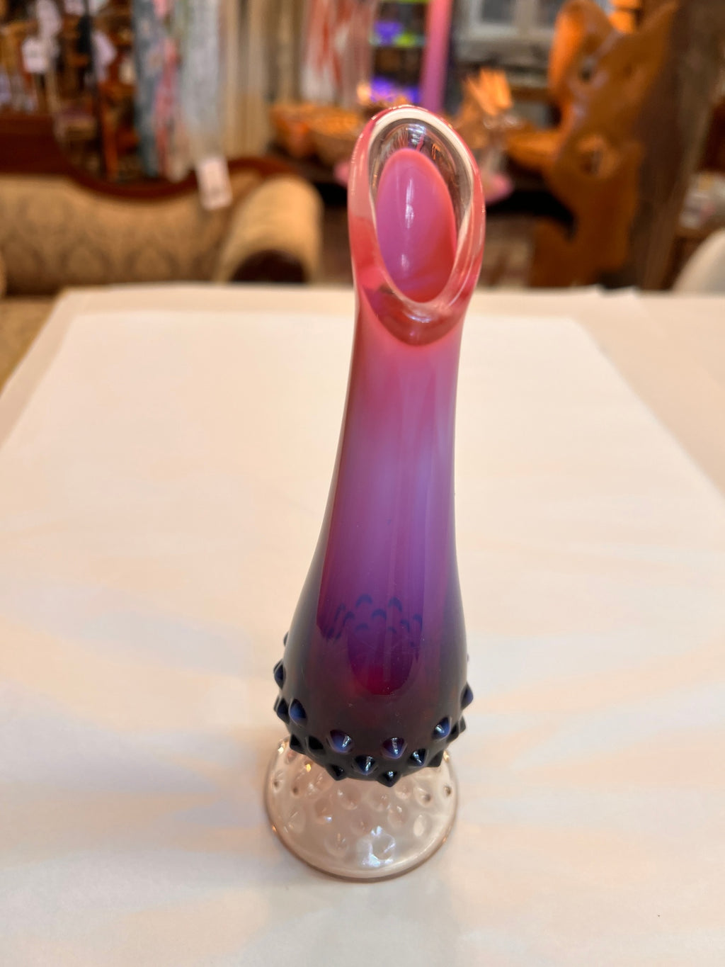 Beachcombers 03338 Sitting Glass Flamingo Figurine, Pink
