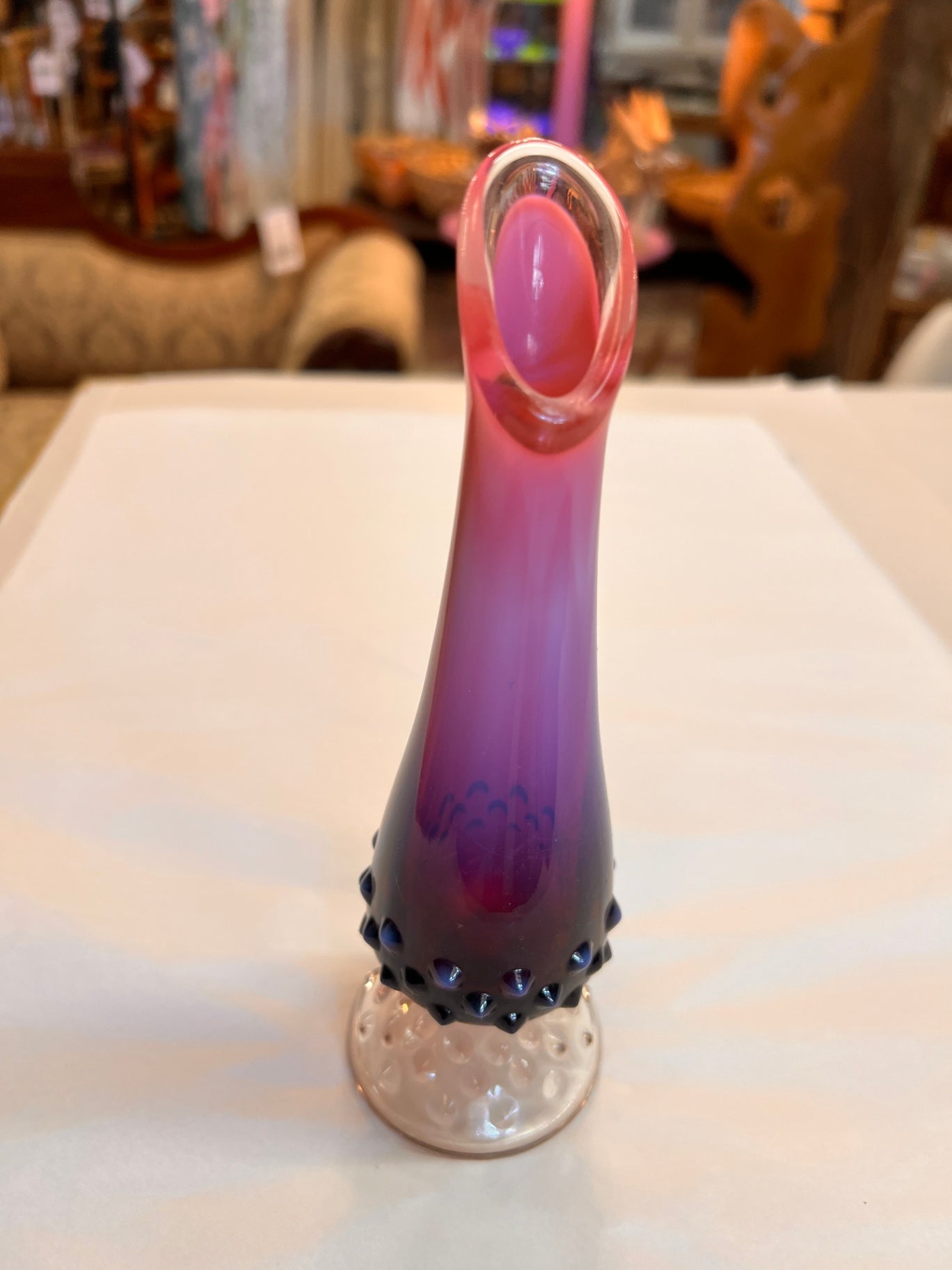Beachcombers 03338 Sitting Glass Flamingo Figurine, Pink