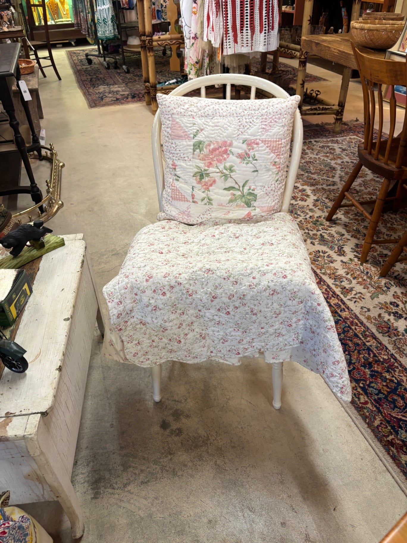 Shabby Chic White Cottage Accent Chair with Matching Quilted Floral Cushion & Pillow