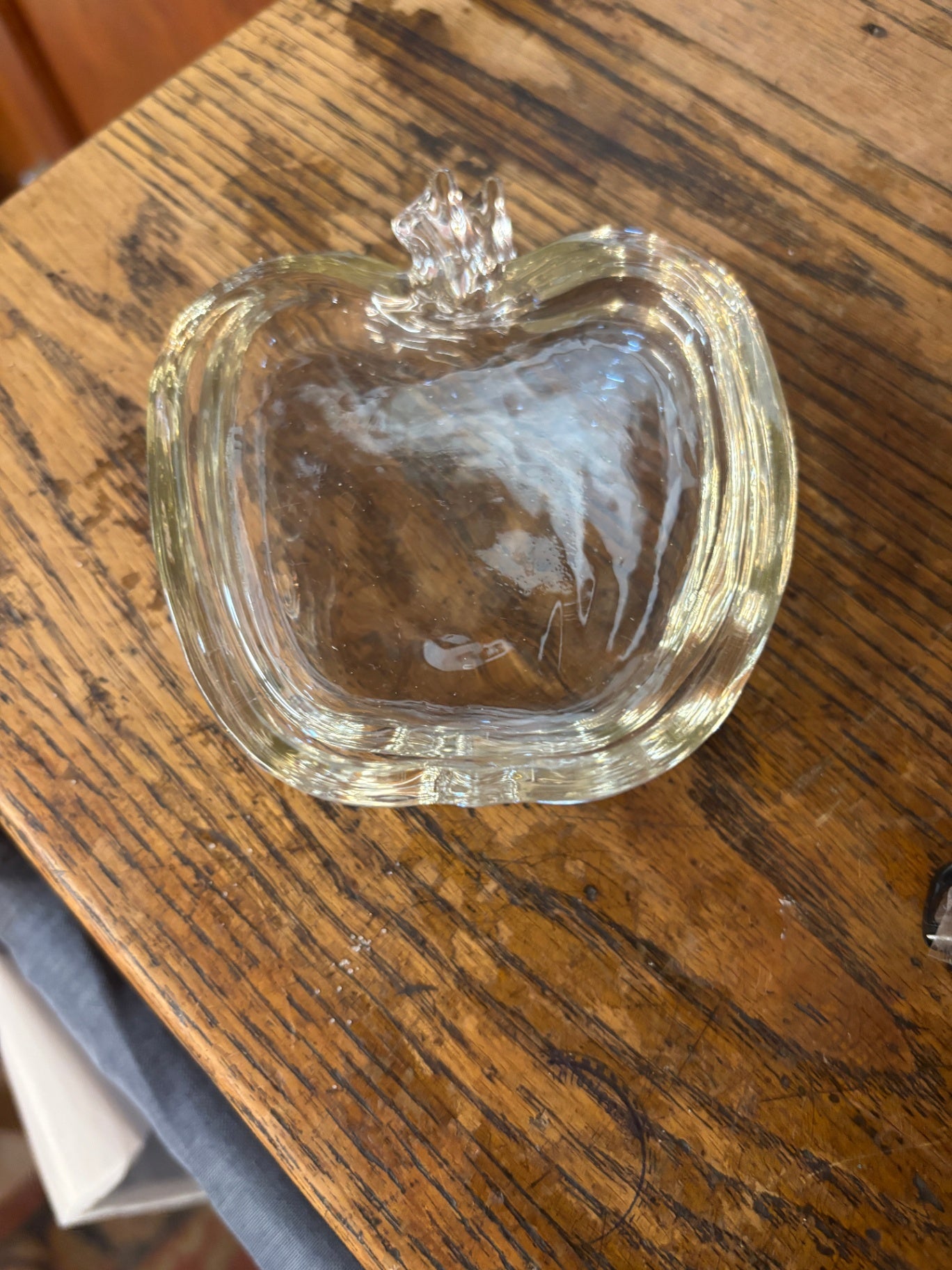 Vintage Clear Glass Apple-Shaped Trinket Dish – Decorative Candy Dish or Catchall Bowl