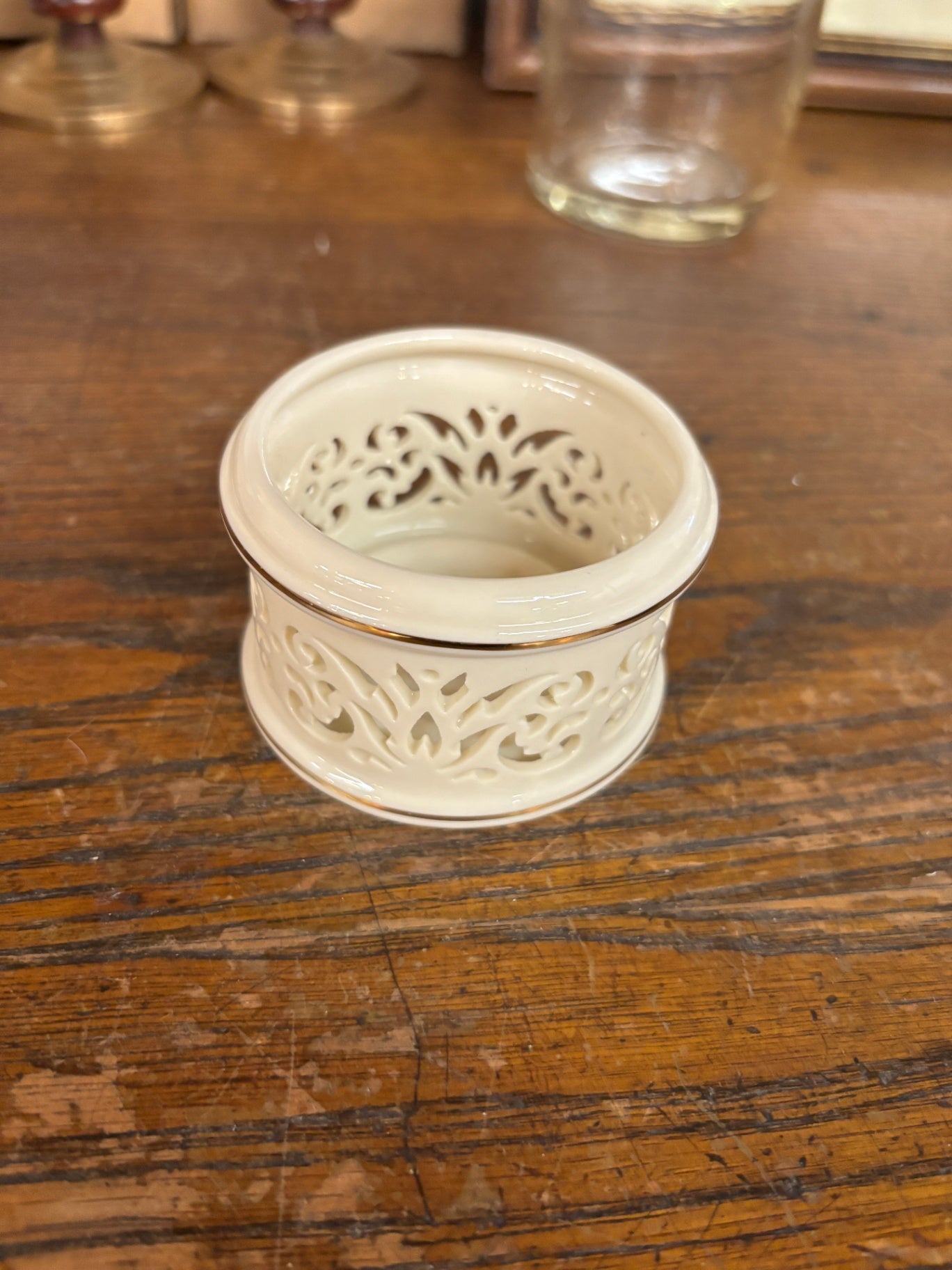 Lenox Illuminations Votive Pierced Candle Holder Handcrafted Tealight Ivory Gold