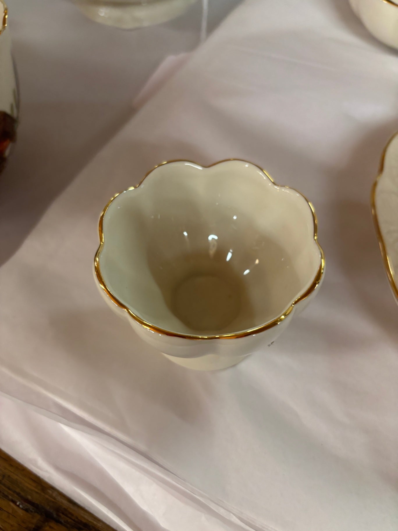 Lenox Mini Serving Bowl with Scalloped and Gold Trim Edge