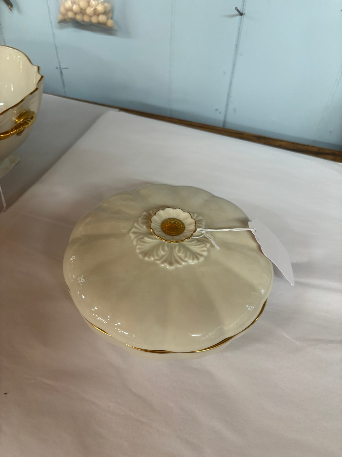  Lenox Primrose collection lidded candy or serving dish