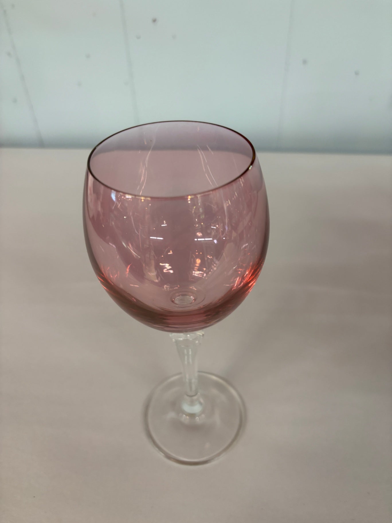 Fifth Avenue Crystal Vivienne Pink Wine Glass