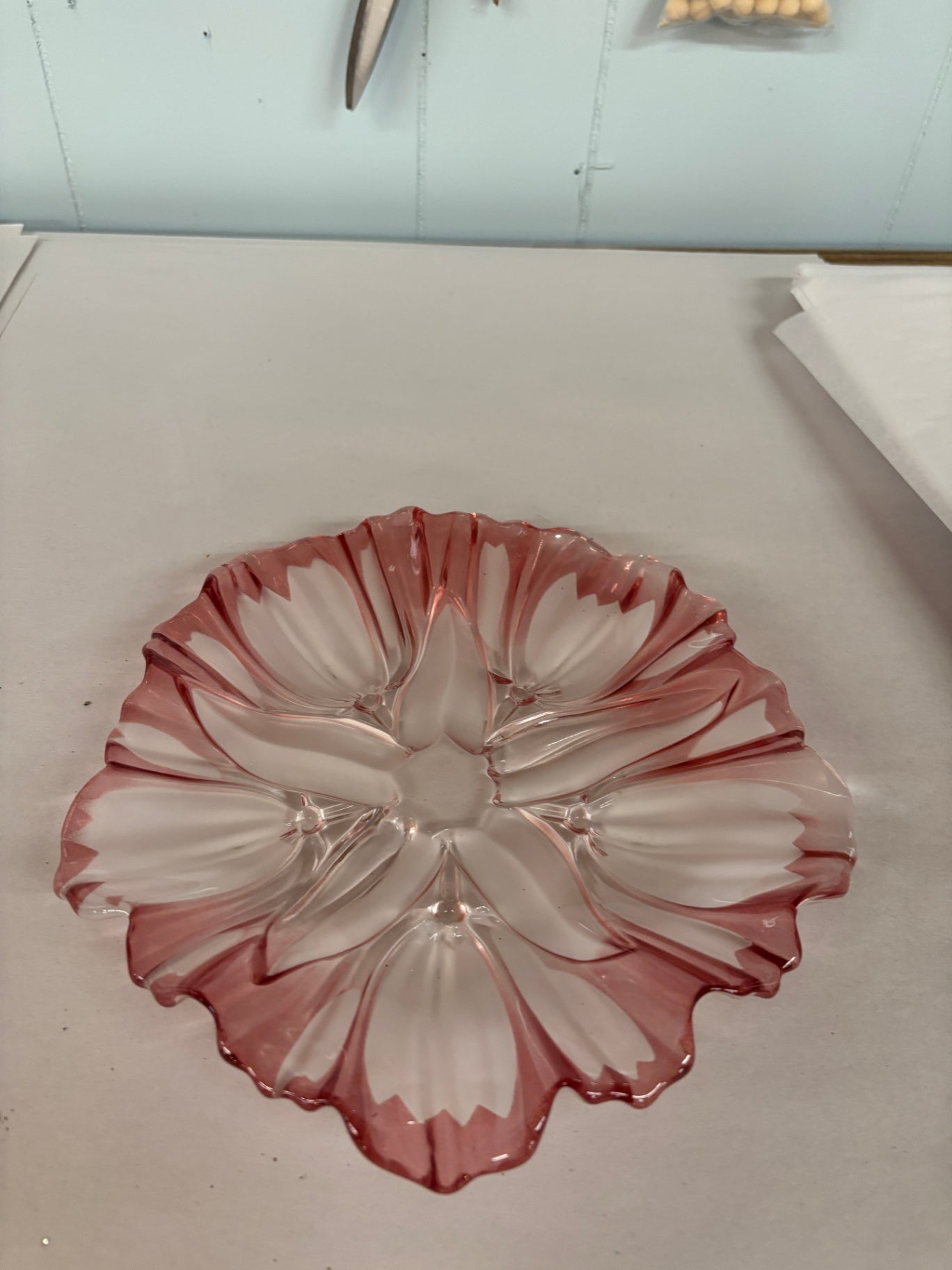 Mikasa crystal tulips pink frosted plate 9 1/4 inches