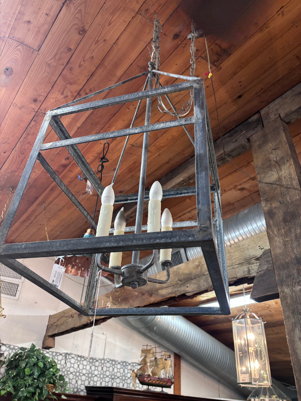 Open Frame Chandelier with 4 lights Metal