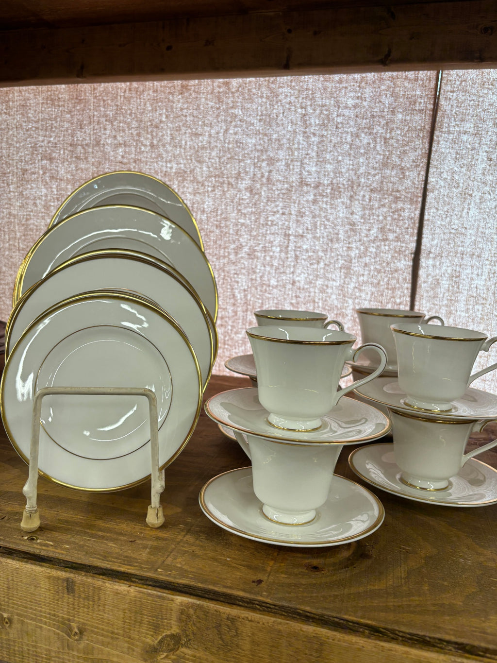 Royal Doulton "Alice" pattern