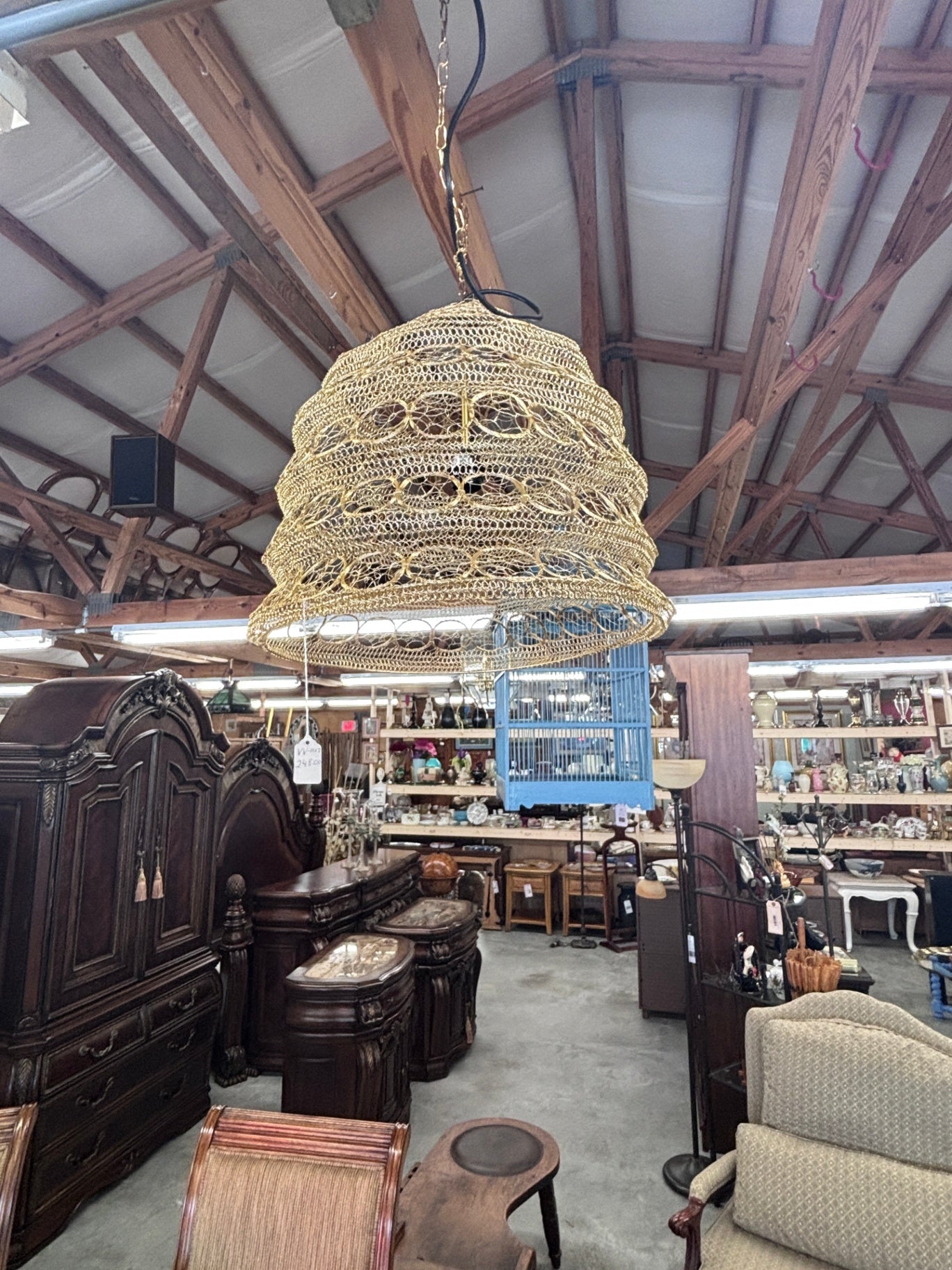 Brass wirework pendant chandelier