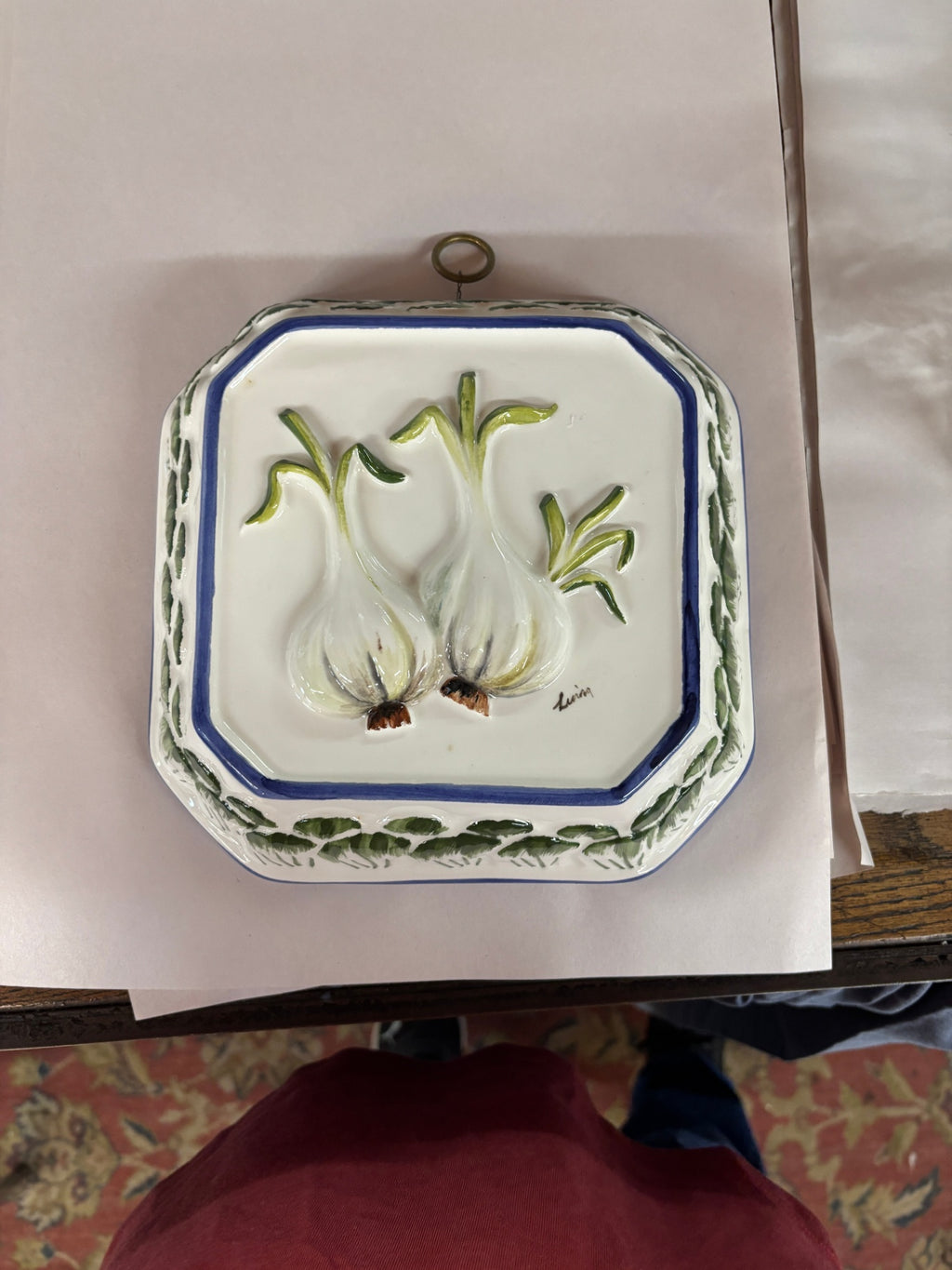 Vintage Intrada Italy Hand Painted Garlic Wall Plaque Trivet – Signed Lucia