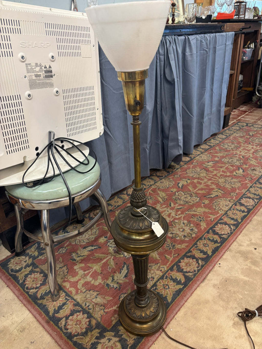 Vintage Brass Torchiere Floor Lamp – Classical Fluted Column with Frosted Glass Shade