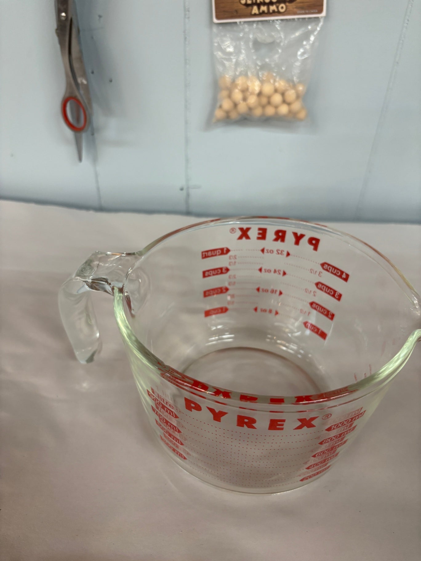 Pyrex measuringCup