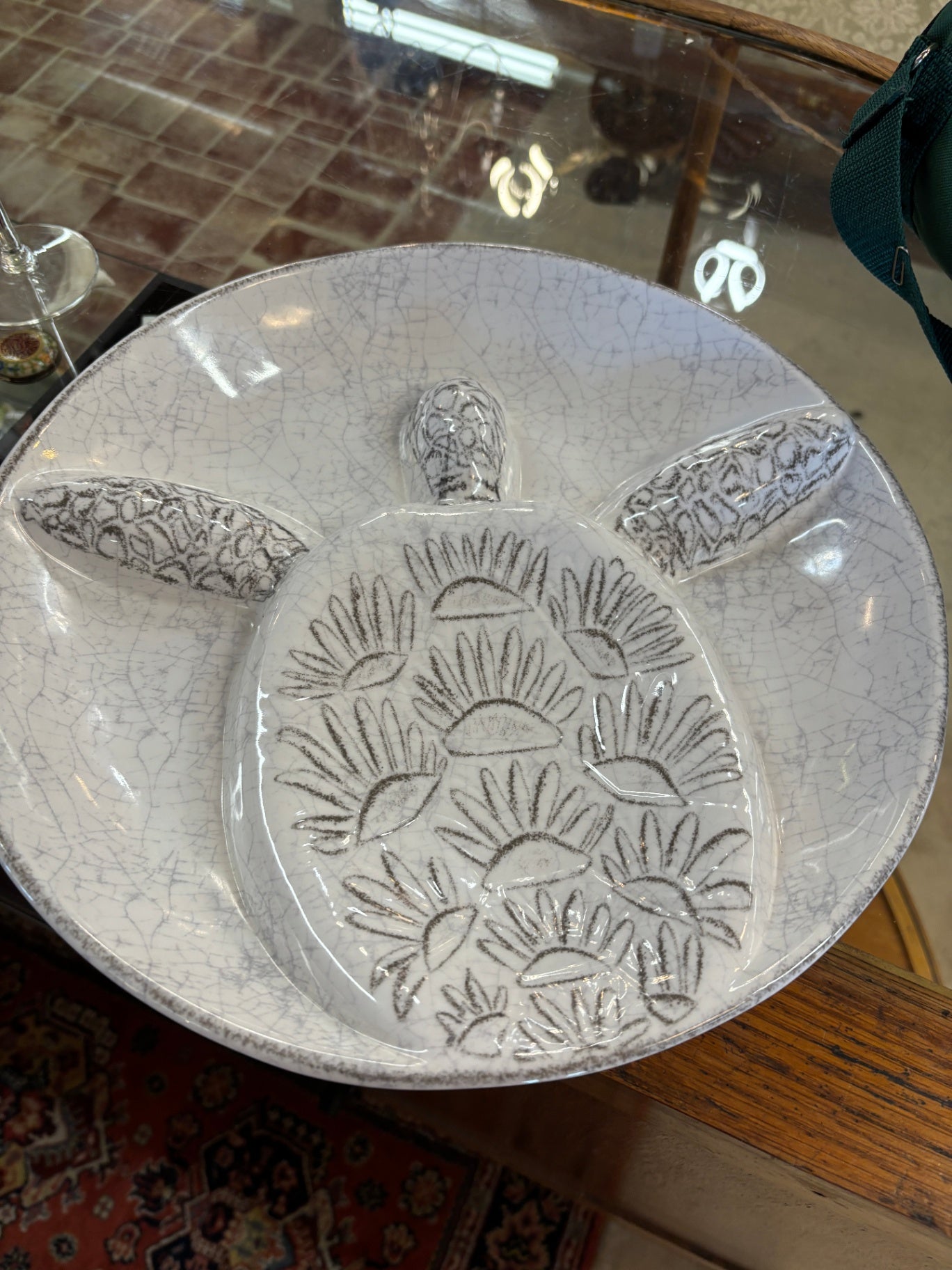 Mud Pie Embossed Acrylic Sea Turtle Platter