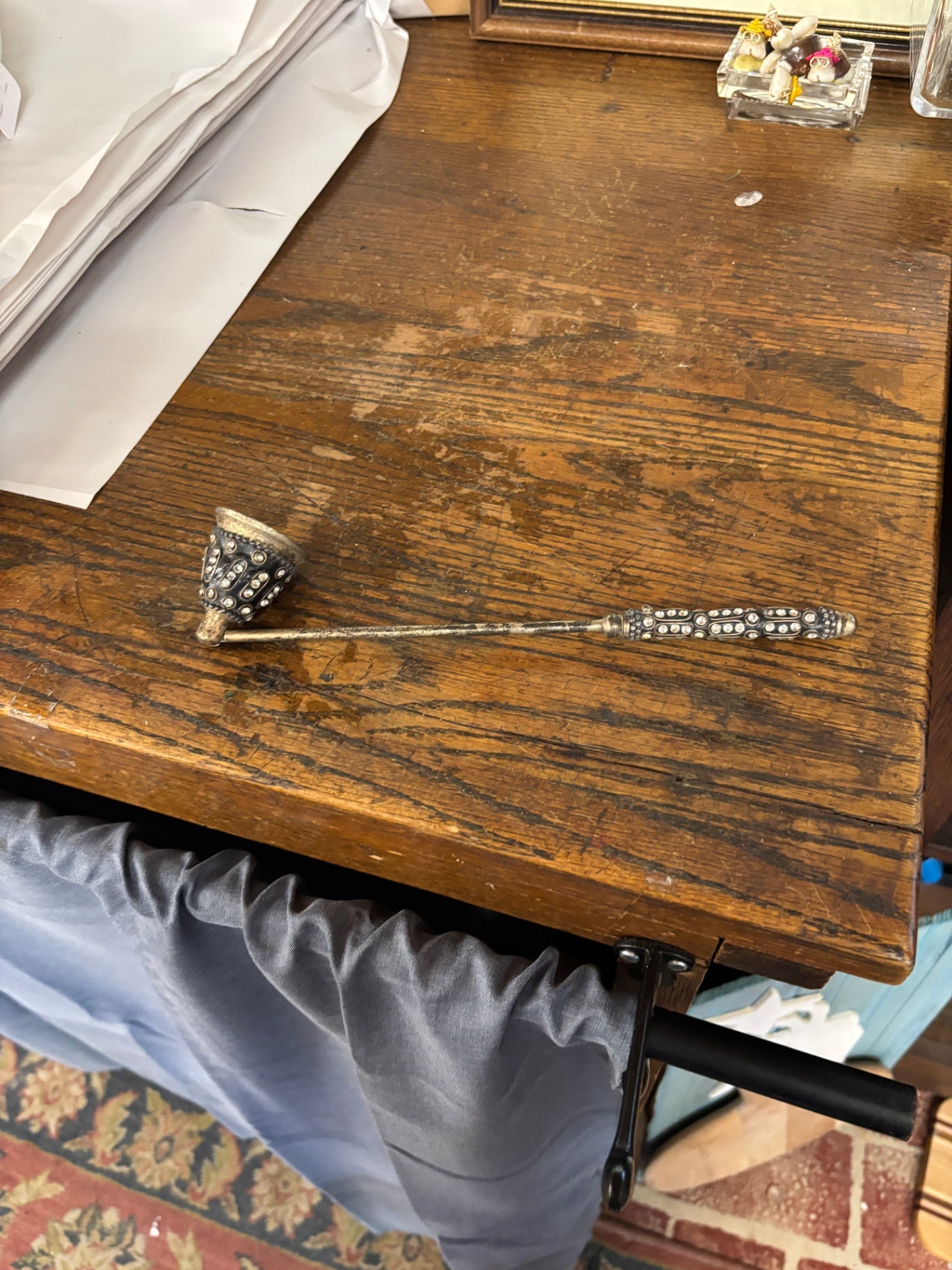 Candle Snuffer