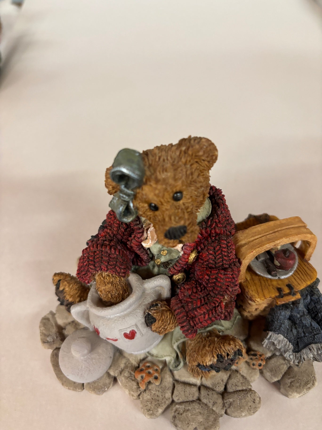 Boyds Bears Velma Q. Berriweather Cookie Queen #01996-41 1997 Private Issue 1997