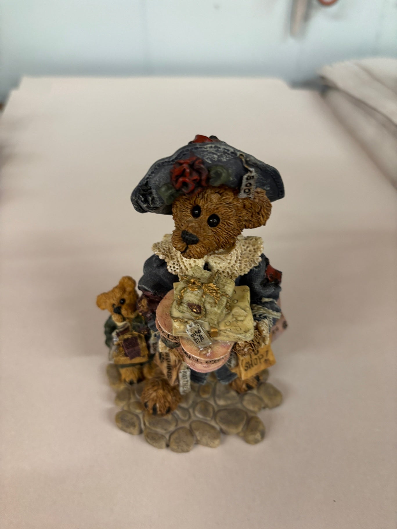 Boyds Bears Figurine Born To Shop Grace & Jonathan Mom Son Packages