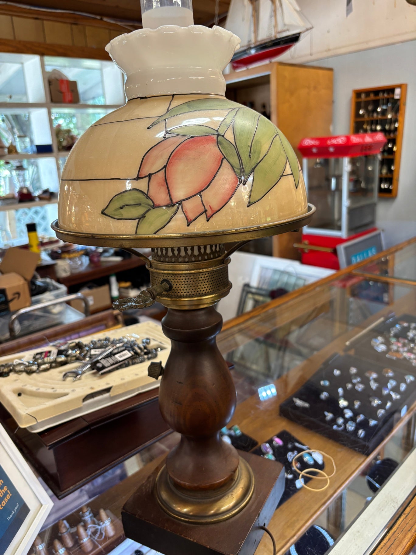 Vintage Gone With the Wind Style Floral Glass & Wood Table Lamp