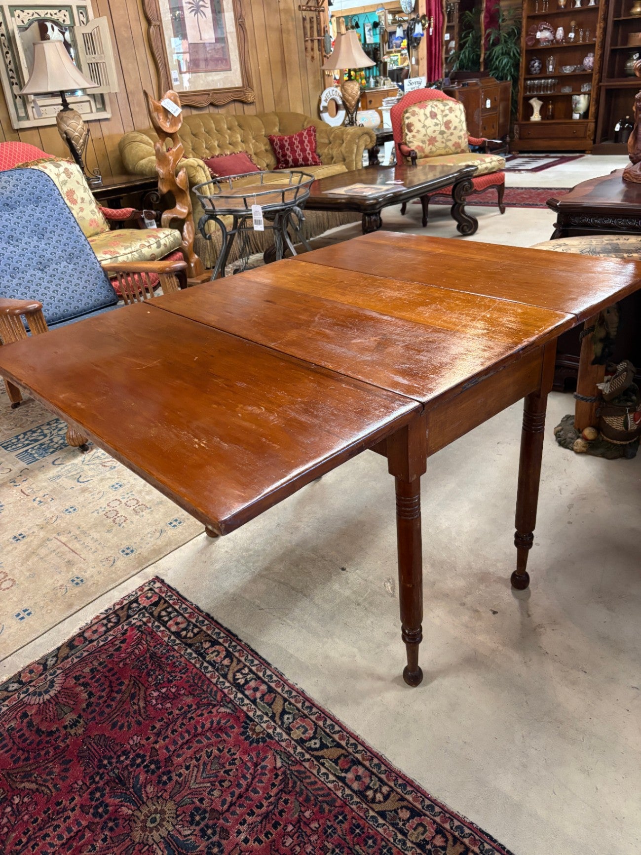 Antique Federal-Style Mahogany Drop-Leaf Dining Table with Drawer