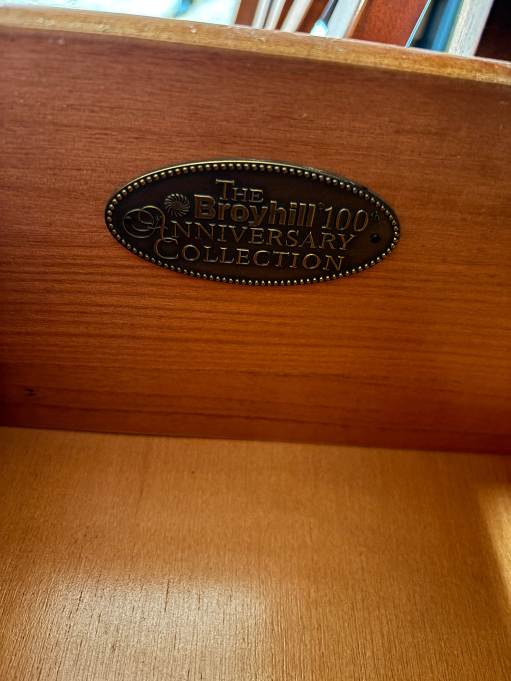 Broyhill 100th Anniversary Collection China Cabinet / Breakfront